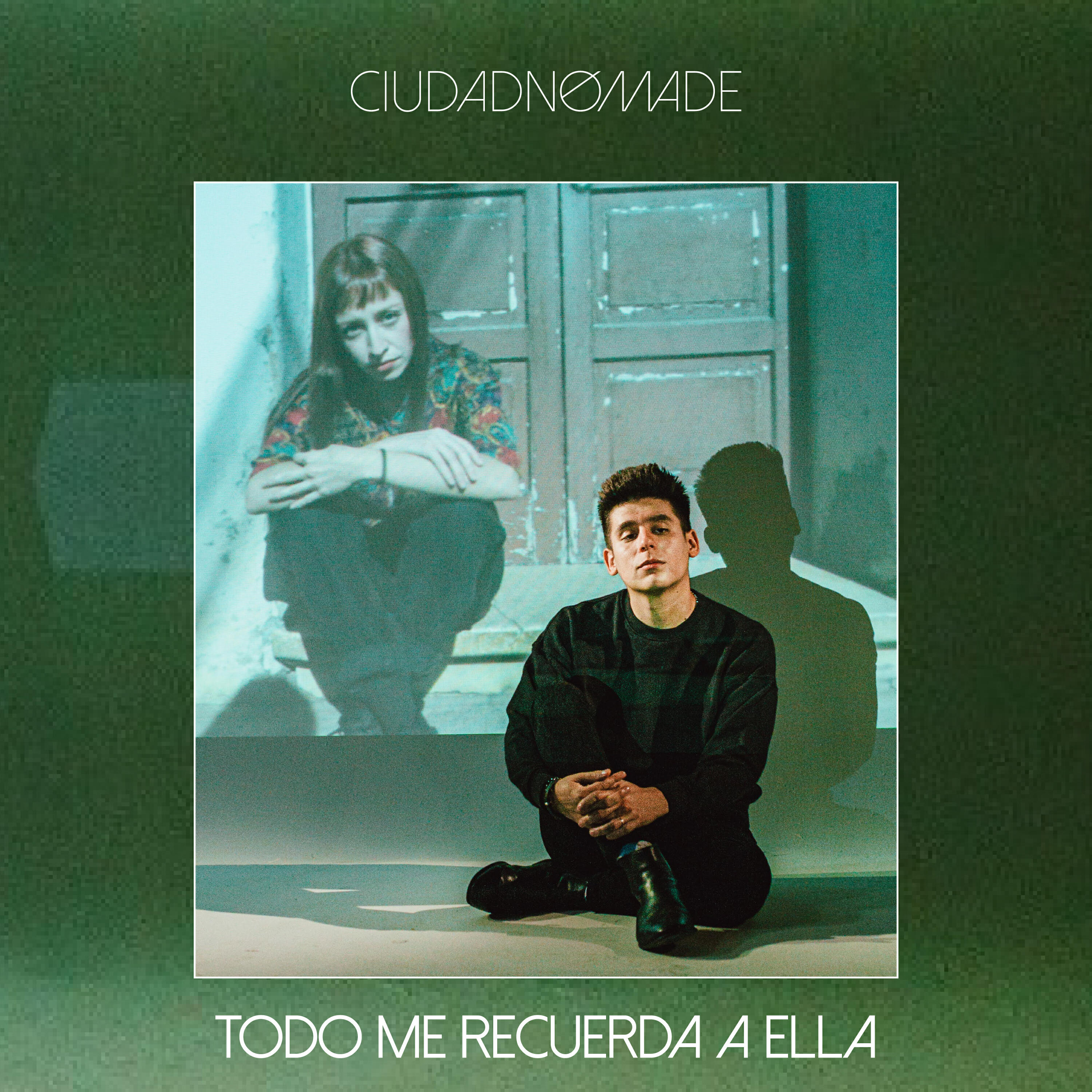 Трек Todo Me Recuerda a Ella
