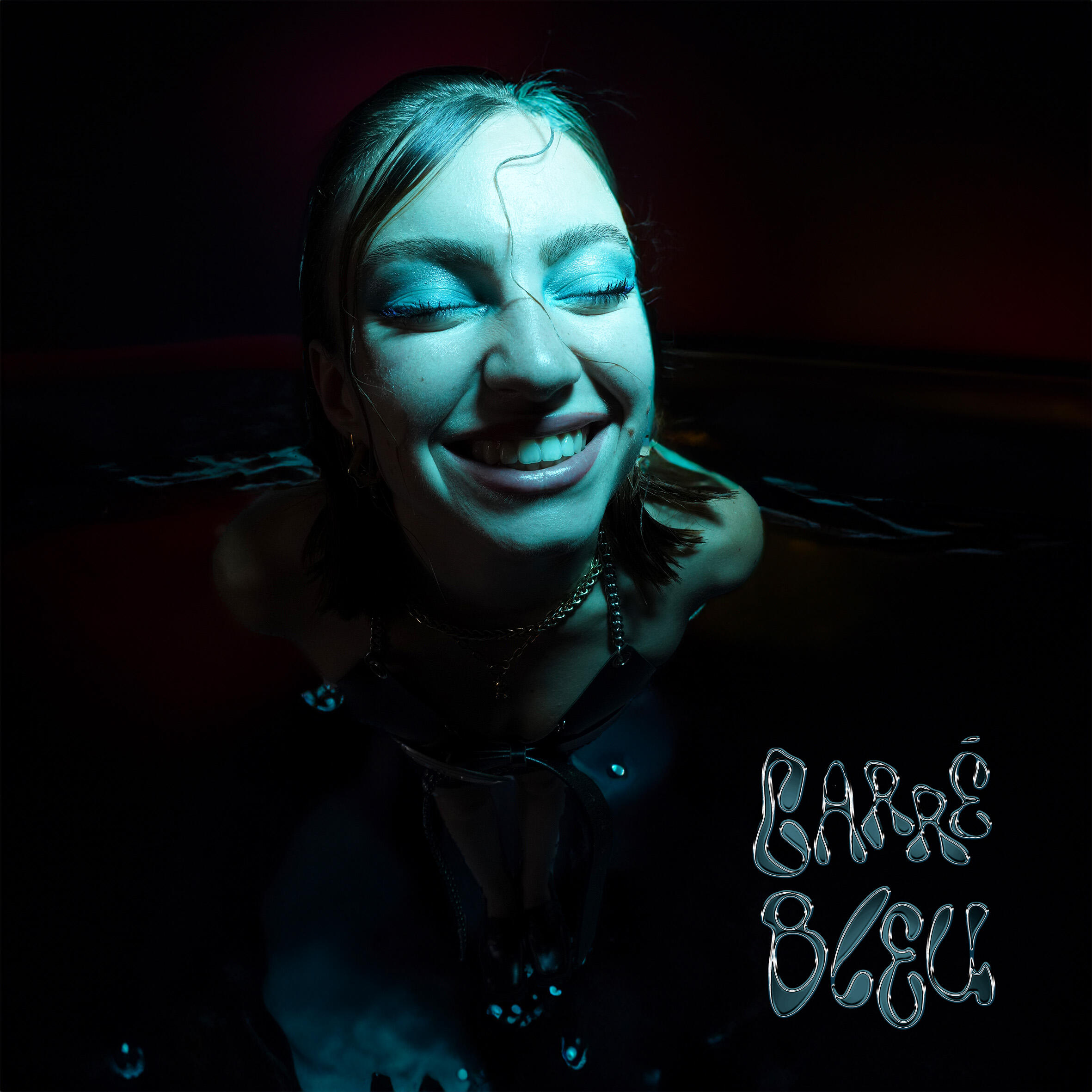 Релиз Carré Bleu