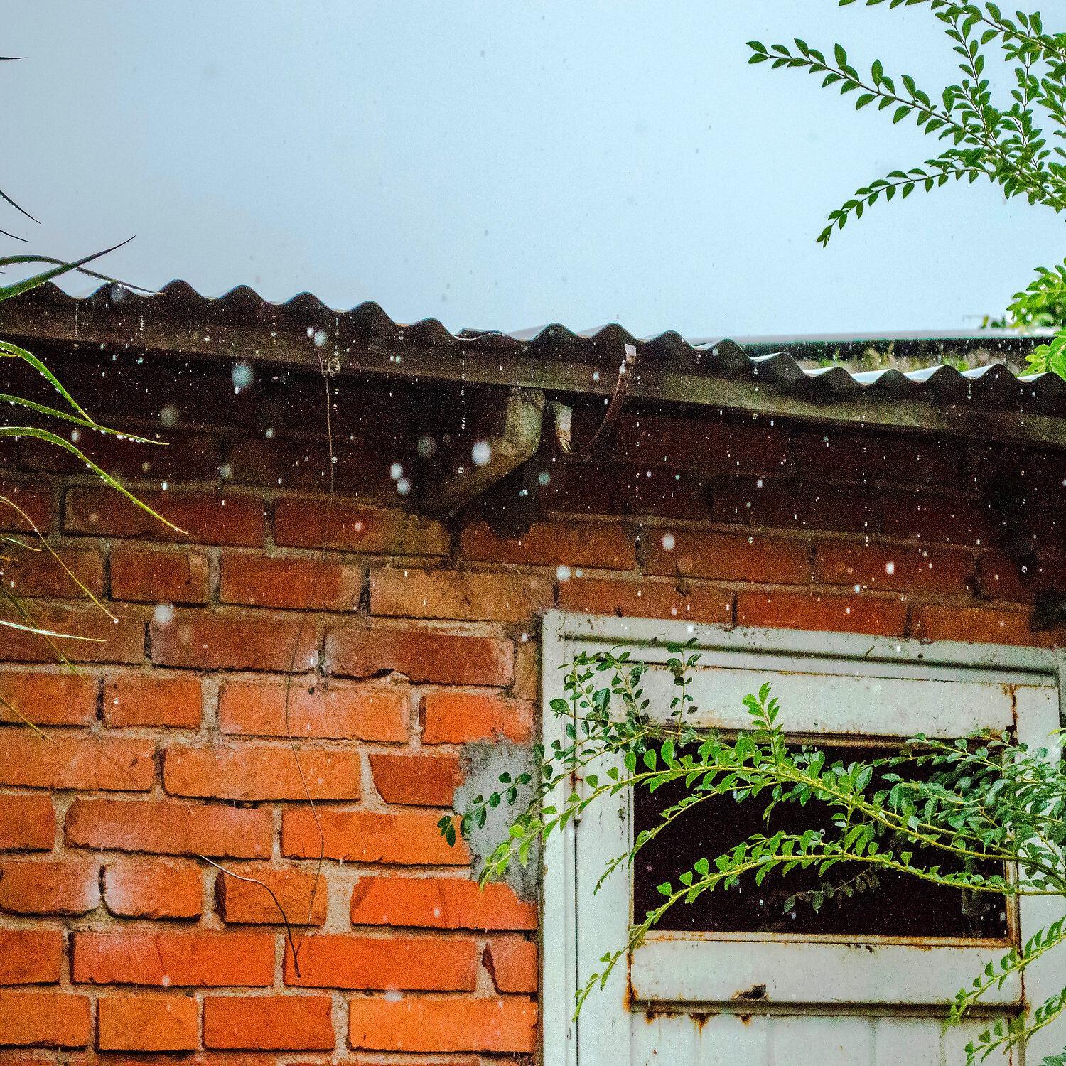 Релиз Rain on Metal Roof with Thunder