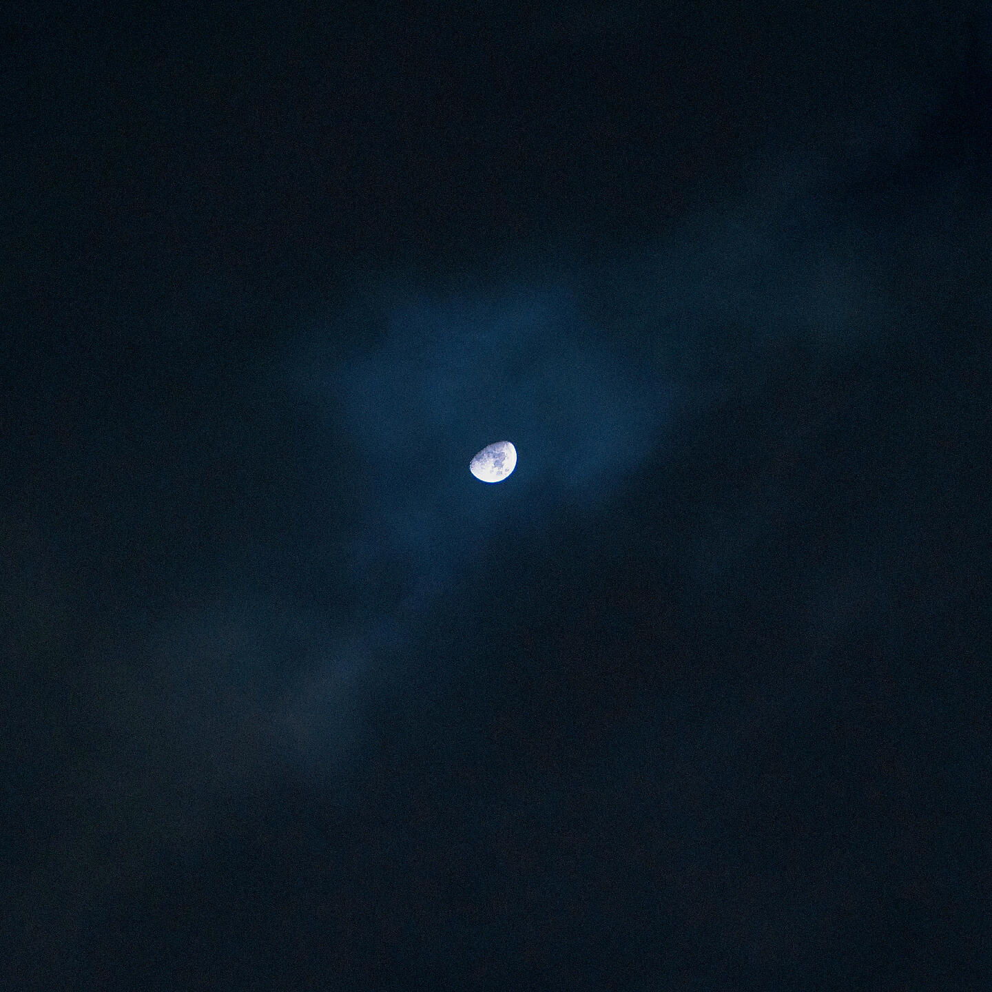 Релиз Moon Breeze