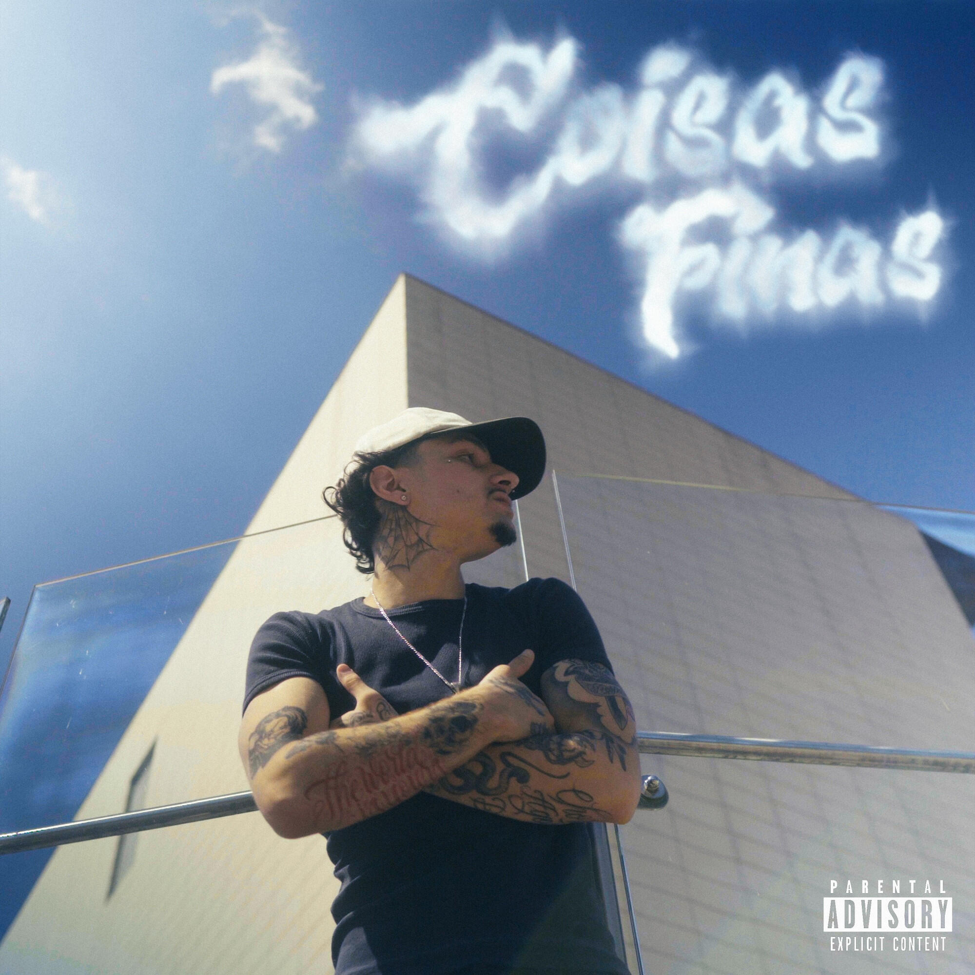 Трек Coisas Finas