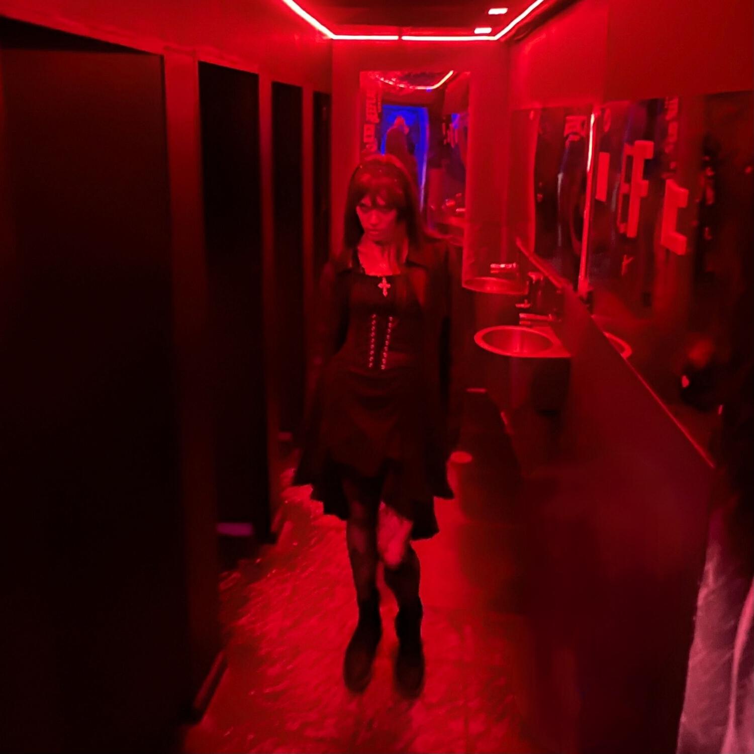 Релиз Modern Vampires