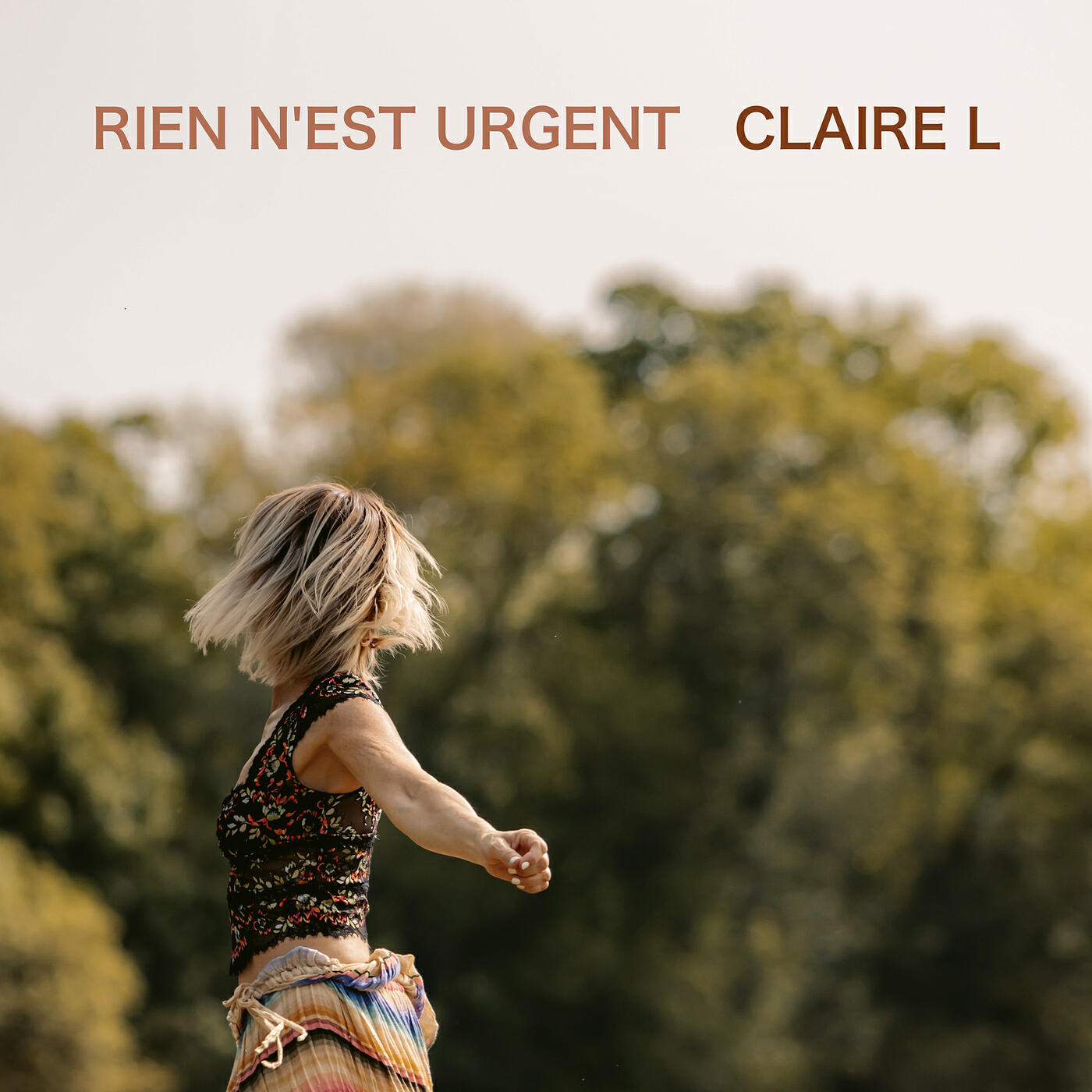 Релиз RIEN N'EST URGENT