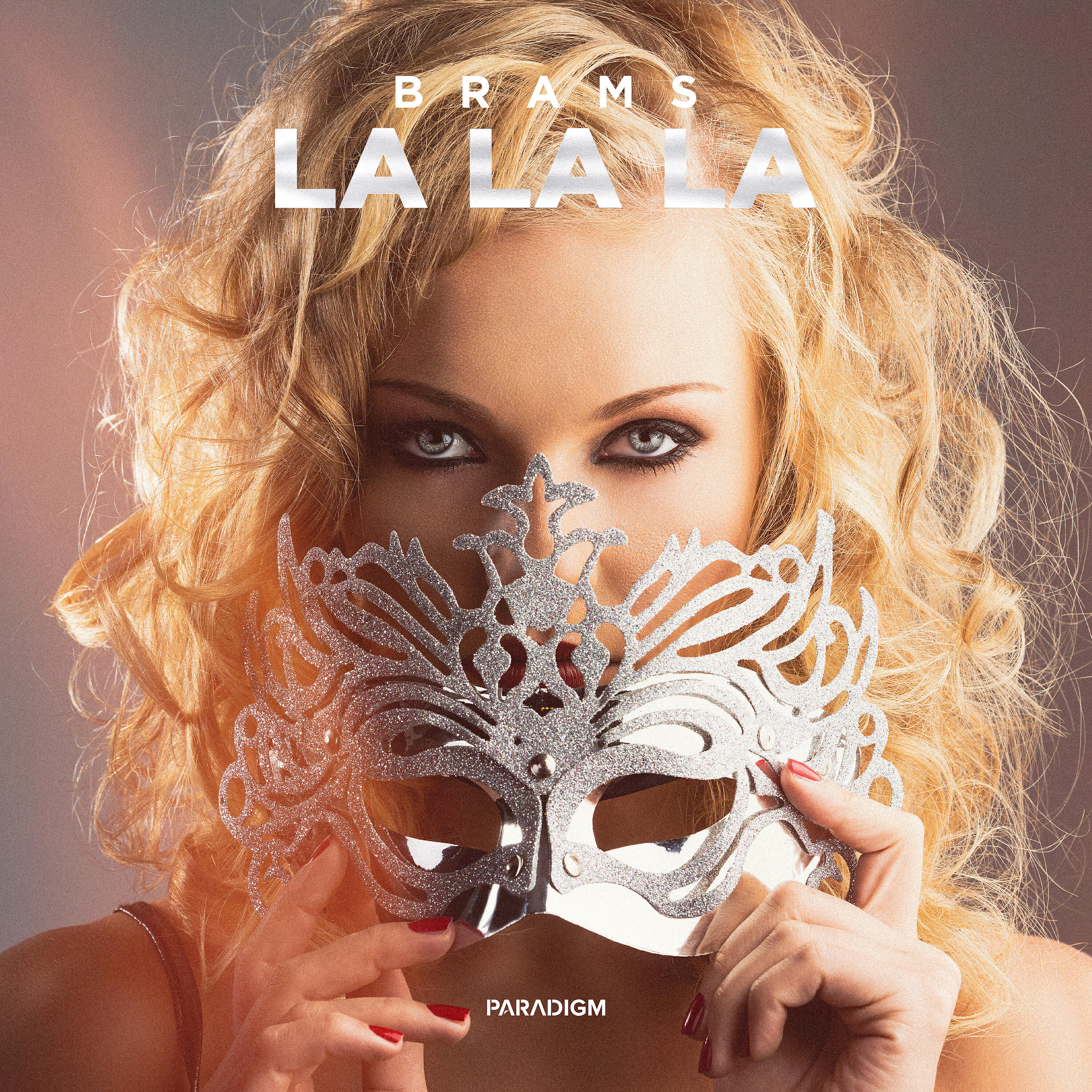 Релиз La La La