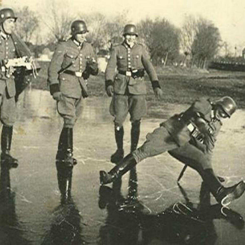 Релиз Mussolini