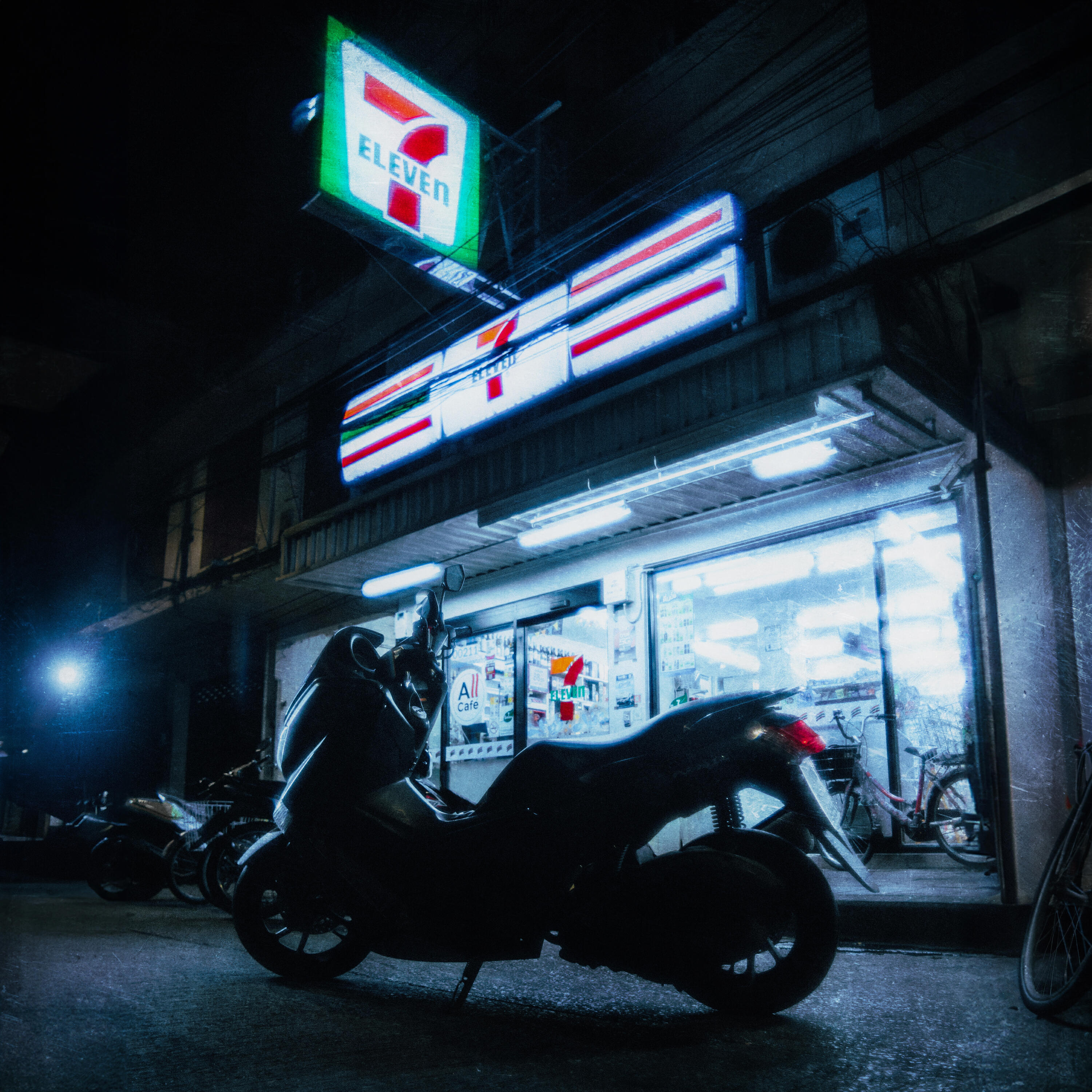 Релиз Thai