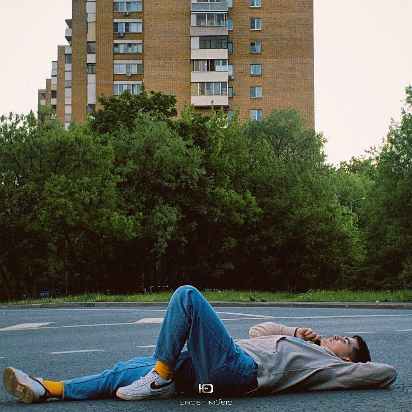 Релиз Загляни