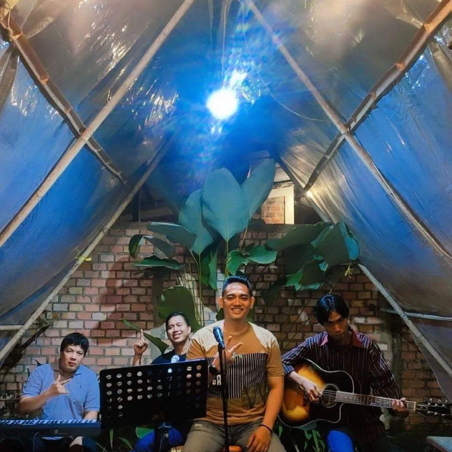Релиз Tak Bersamanya