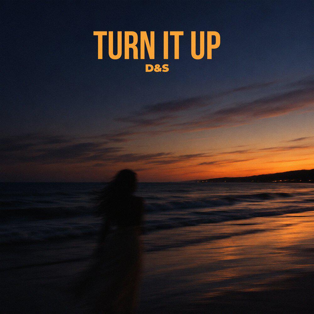 Релиз Turn It Up