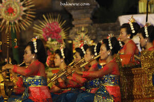 Gamelan Jegog