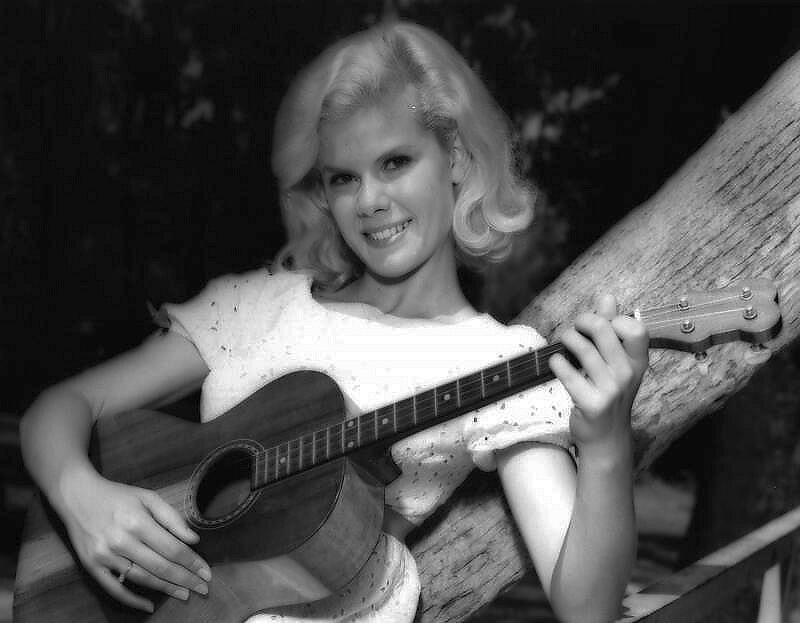Jeri Lynn Fraser