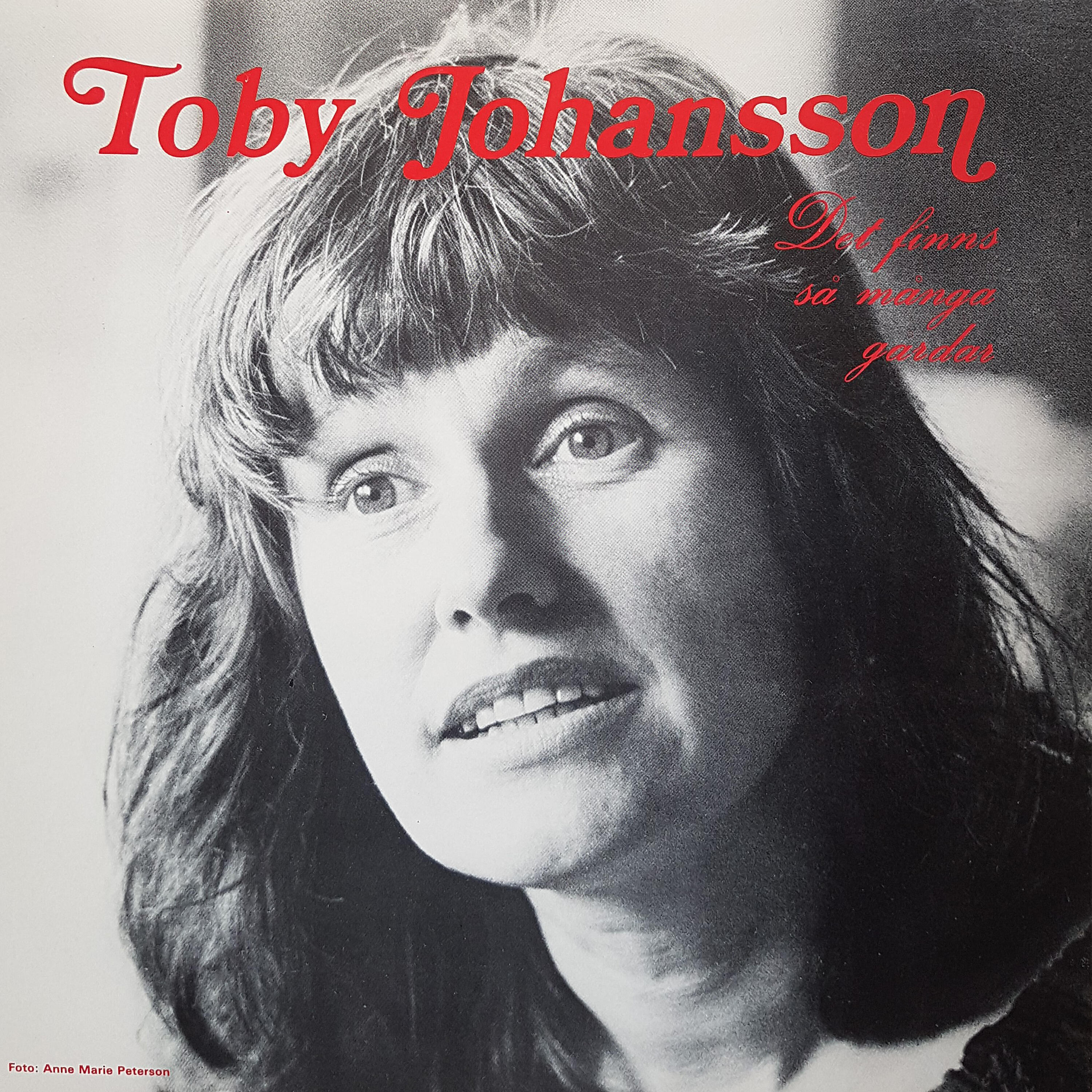 Релиз Det finns så många gårdar