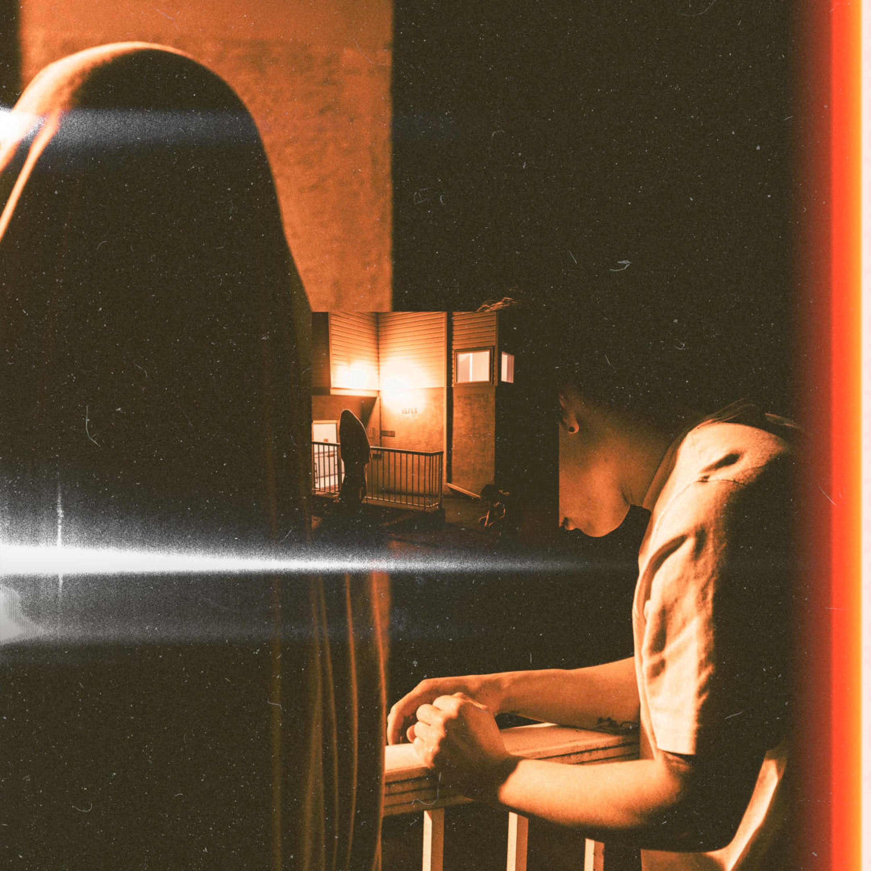 Релиз Between The Lines