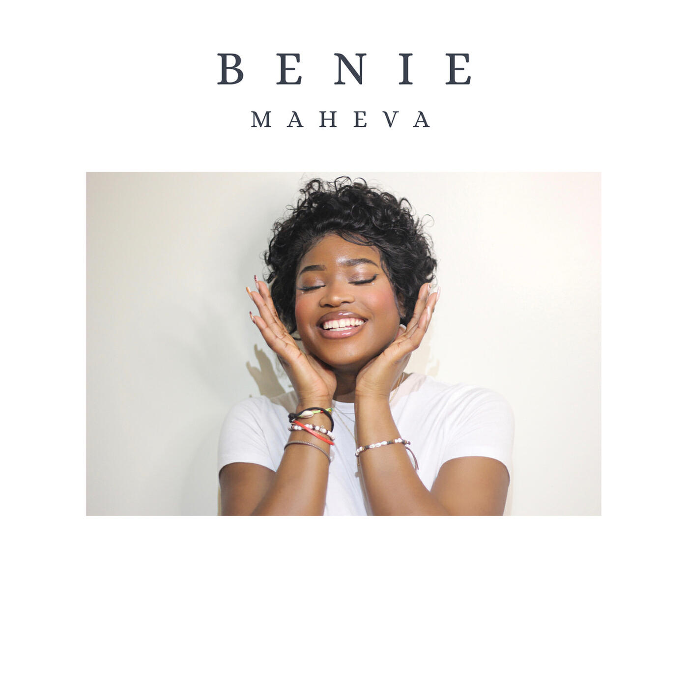 Релиз Bénie