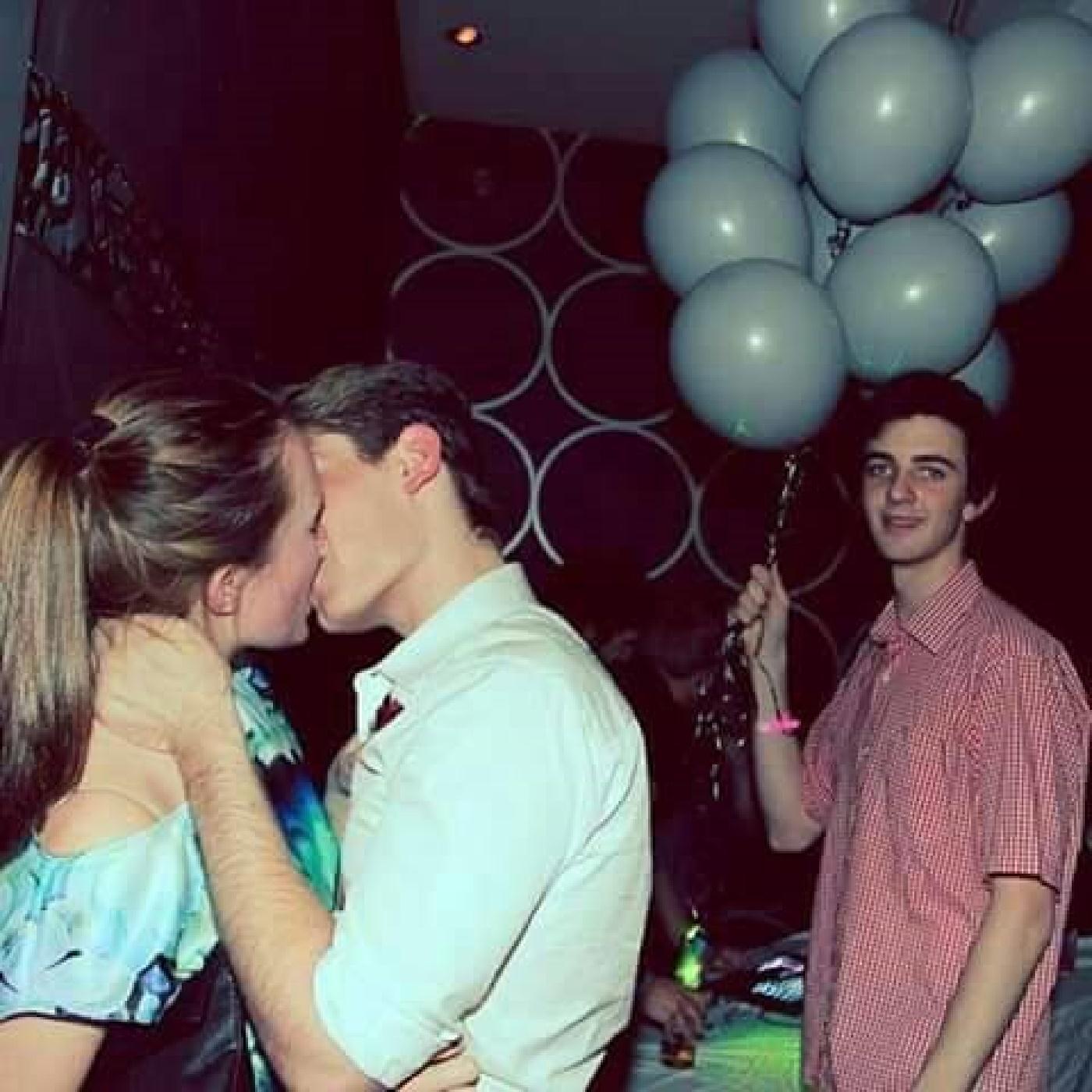 Релиз Peer Pressure At a High School Party