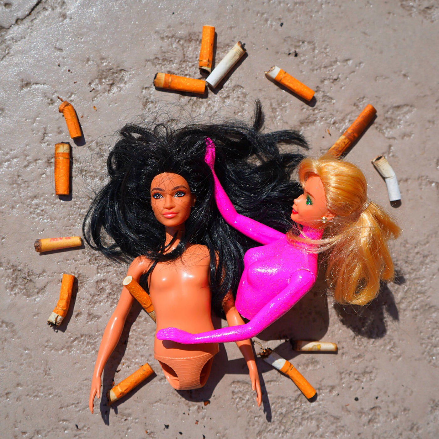 Релиз Broken Barbie