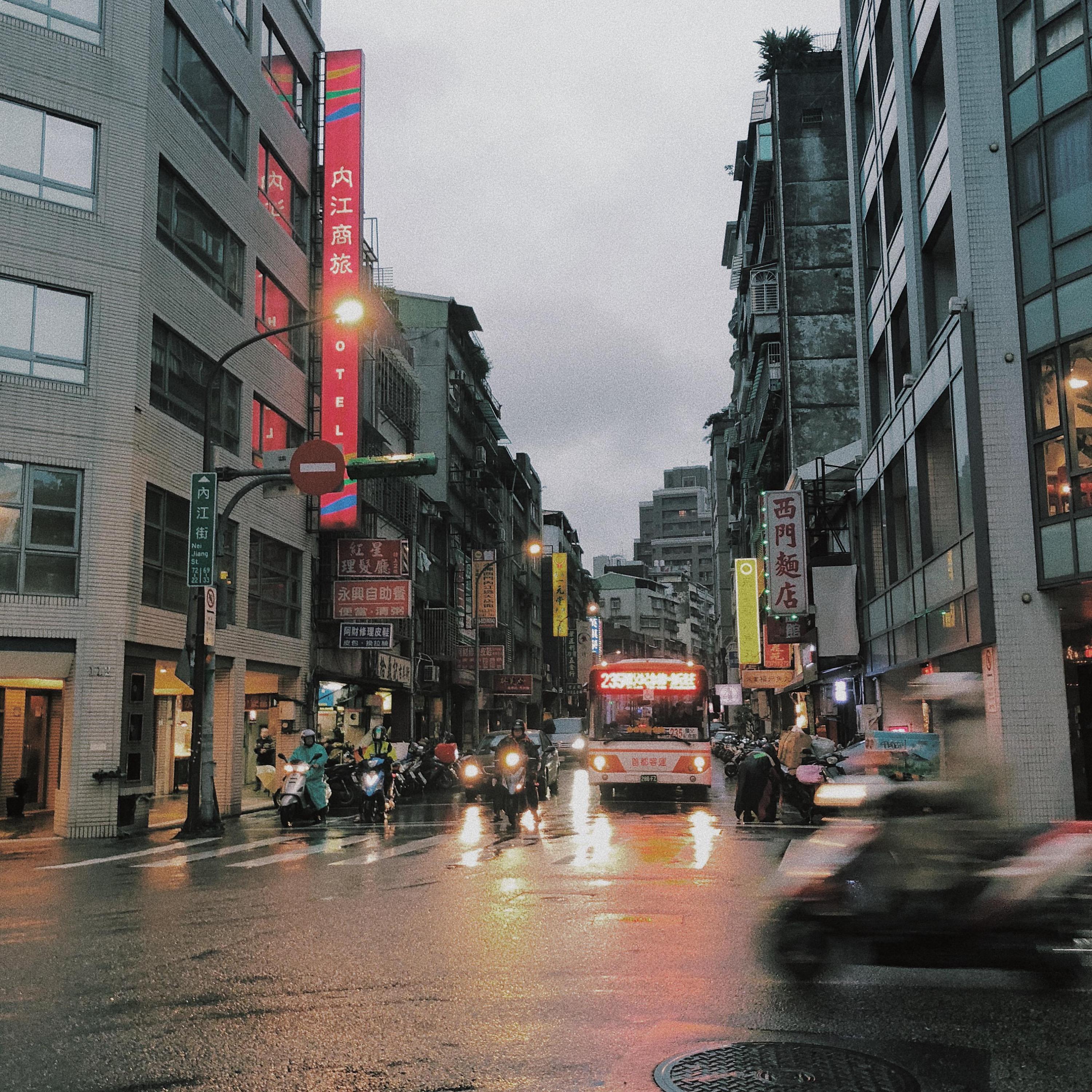 Релиз 但是我决定不忘掉他