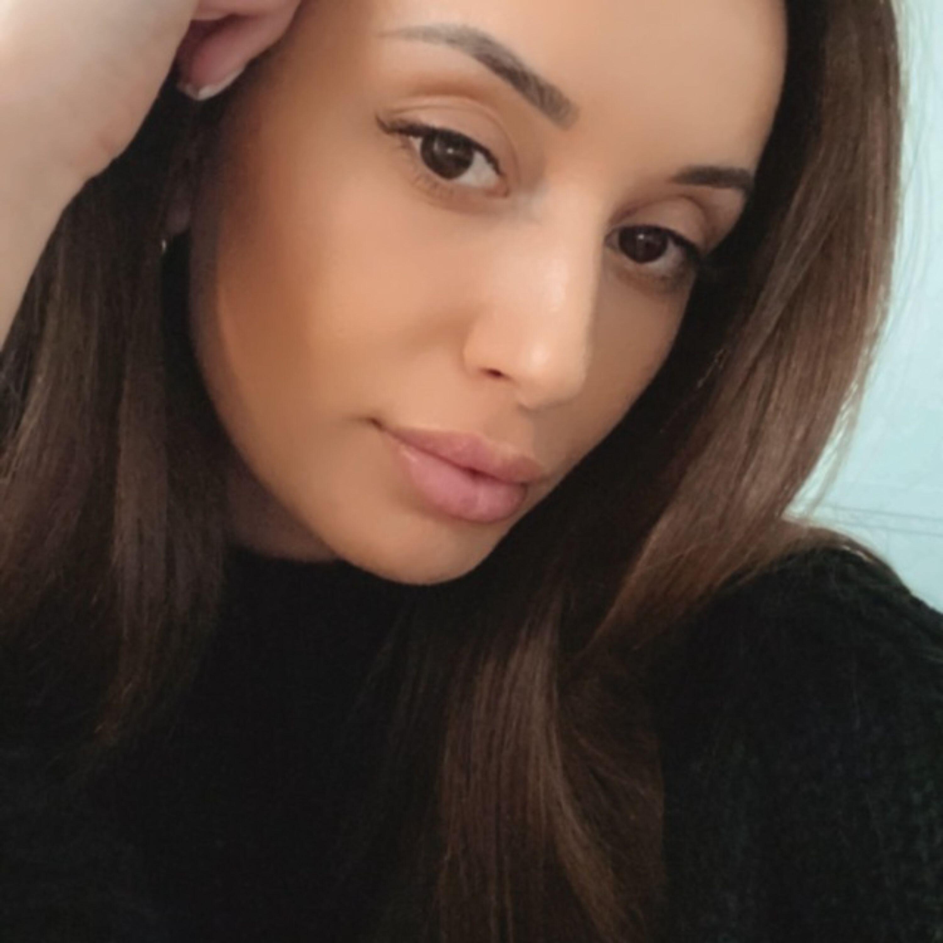 Трек Люблю Нино