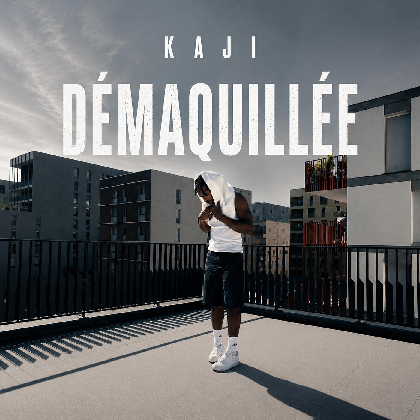 Релиз DÉMAQUILLÉE