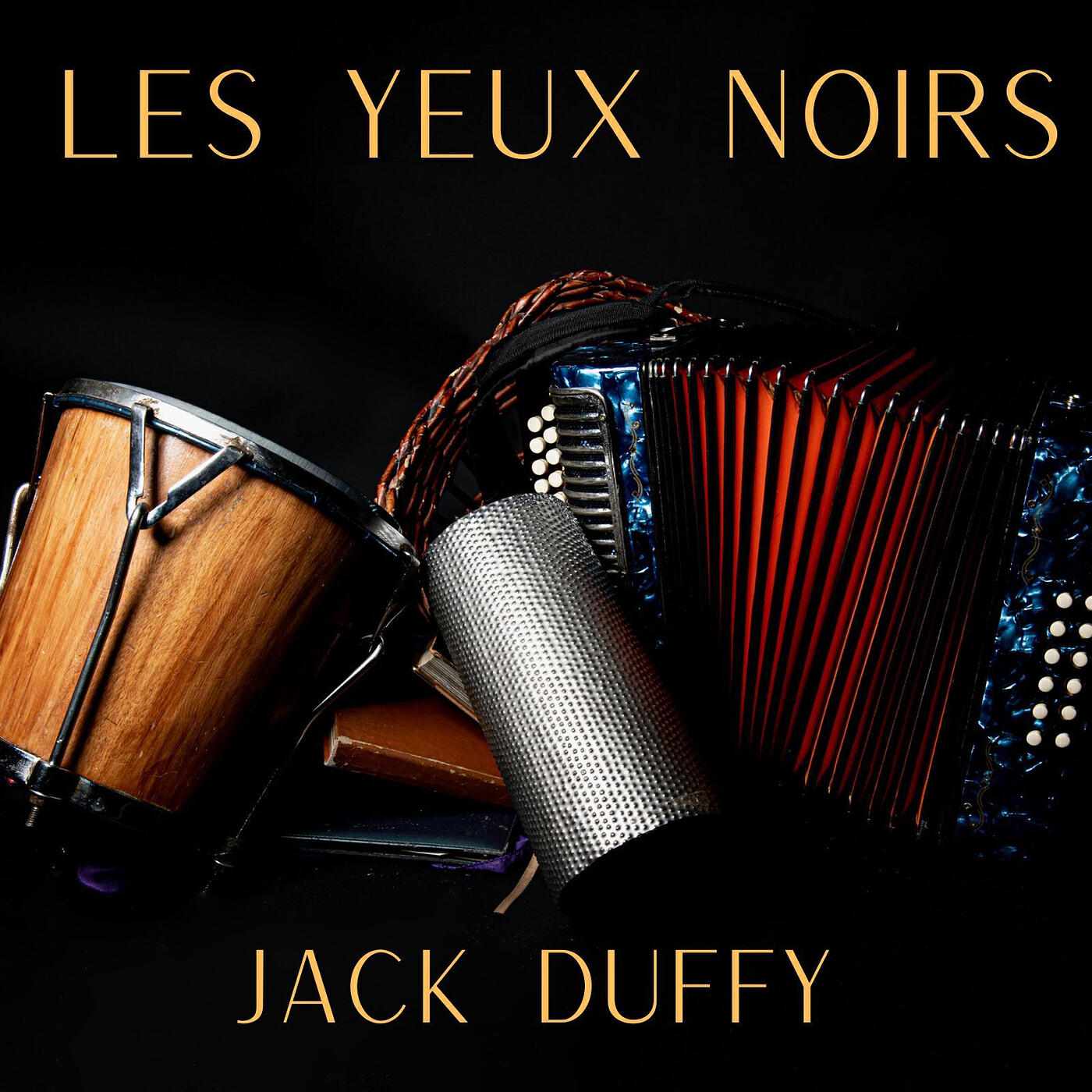 Релиз Les Yeux Noirs