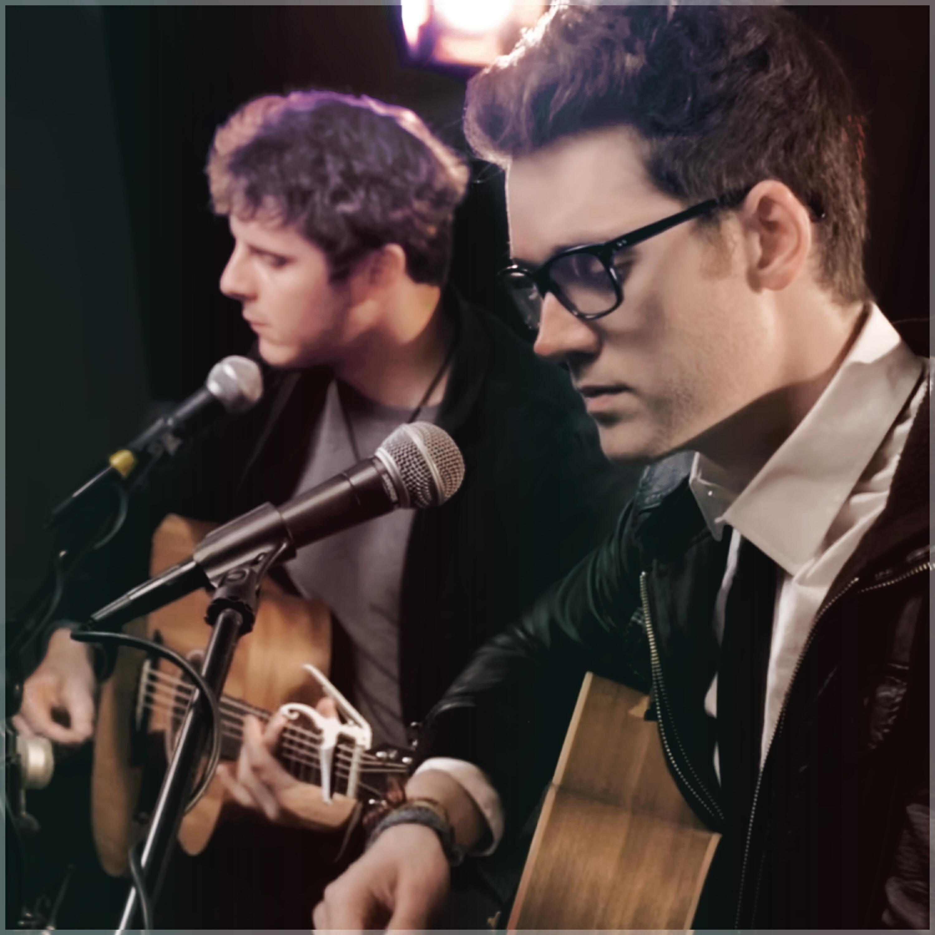 Релиз Free Fallin' - Acoustic