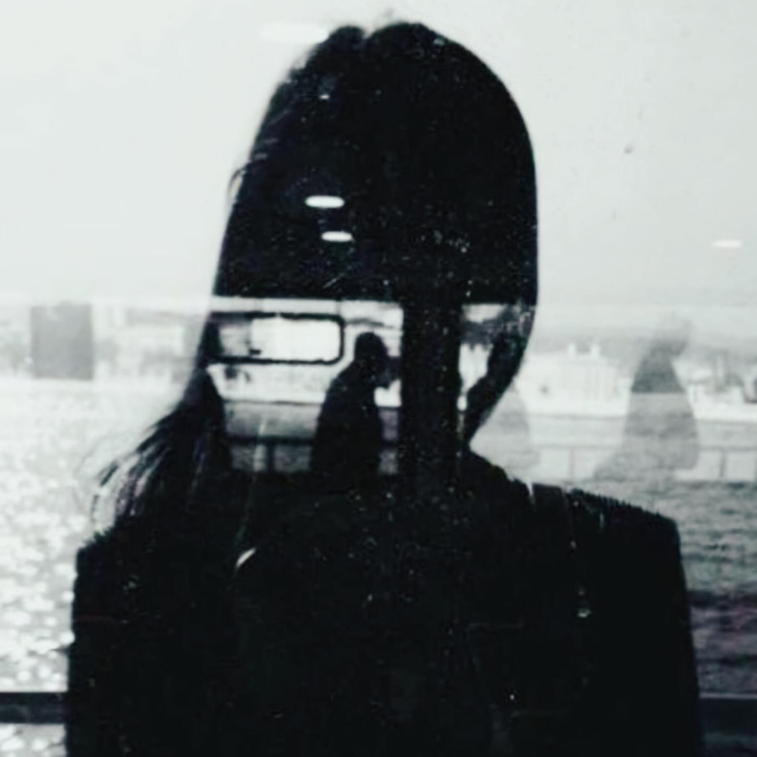 Релиз Spinning in Thoughts