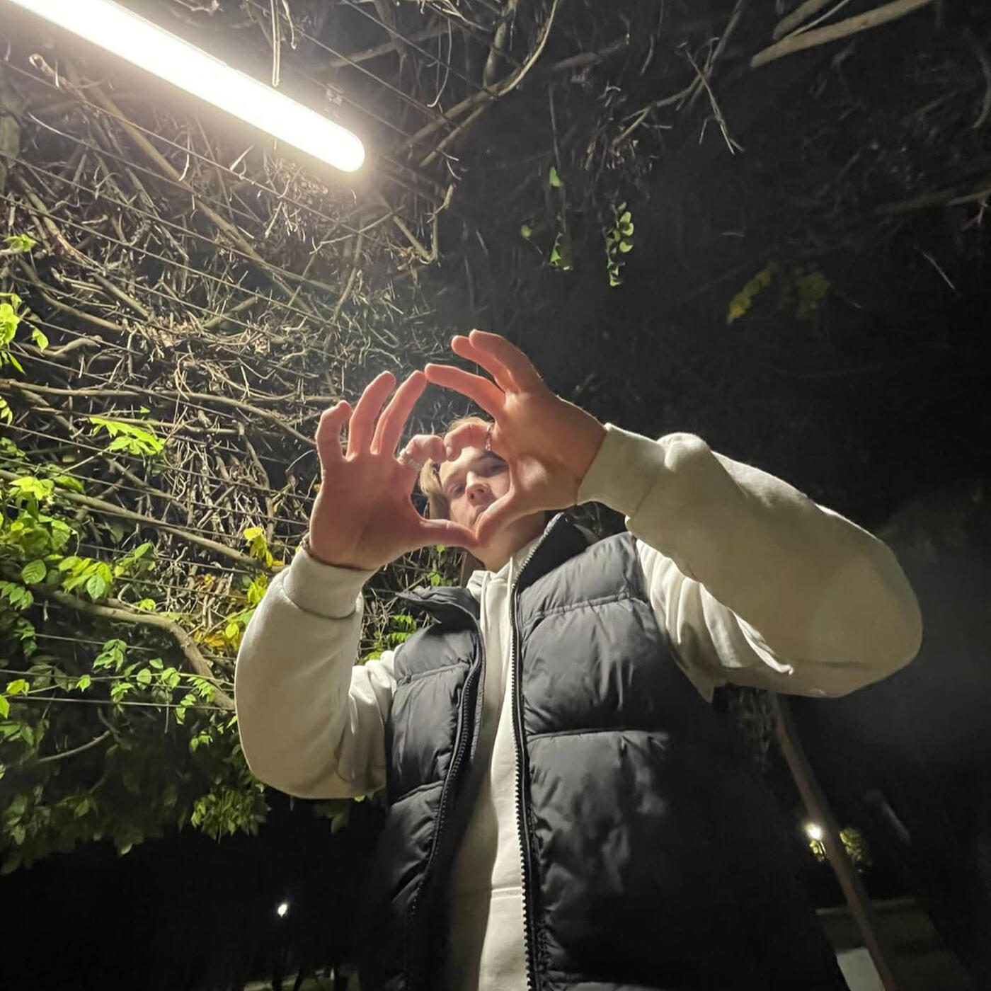 Релиз Donne moi