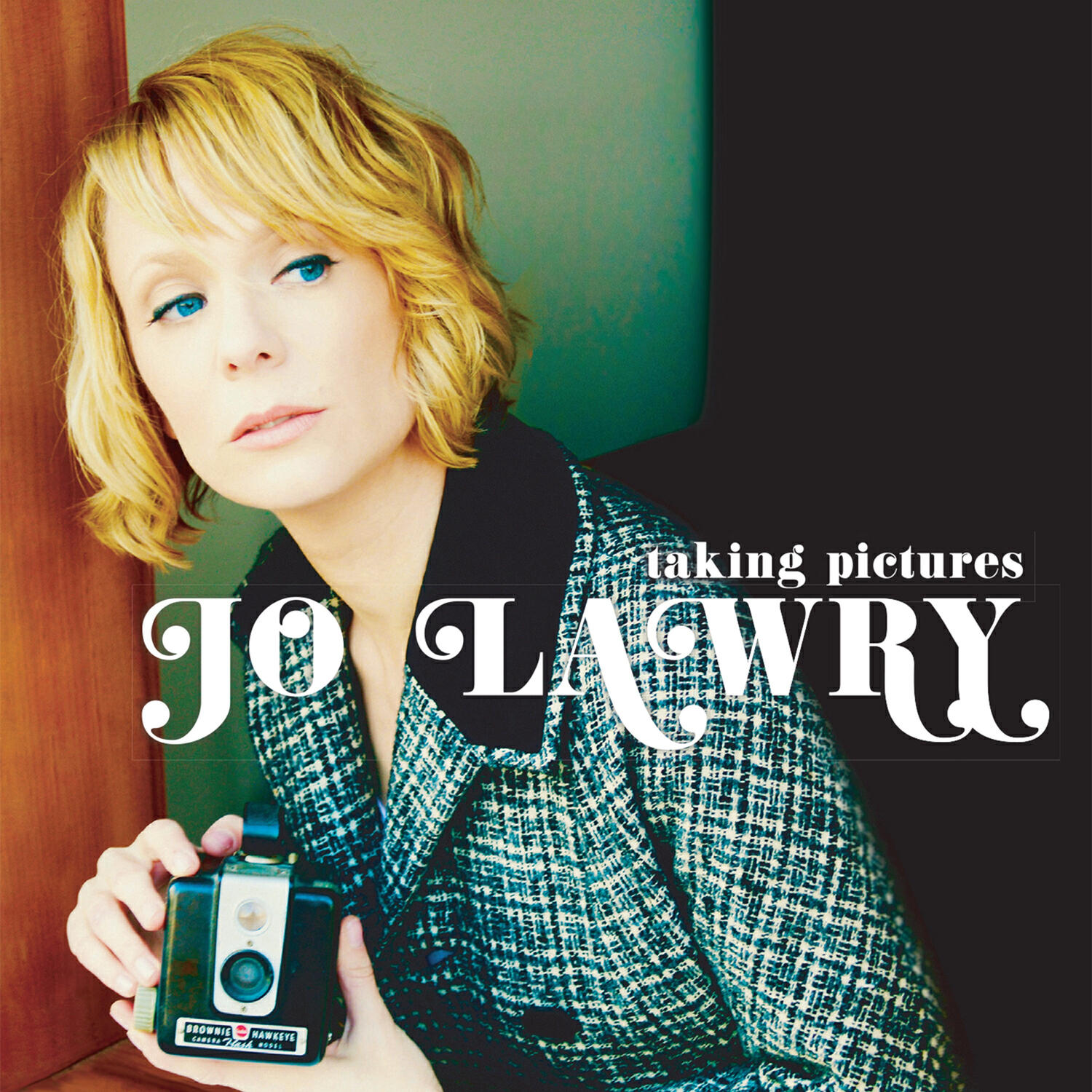 Релиз Taking Pictures