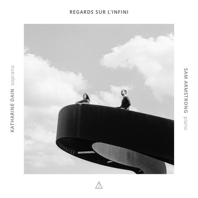 Релиз Regards sur l'Infini
