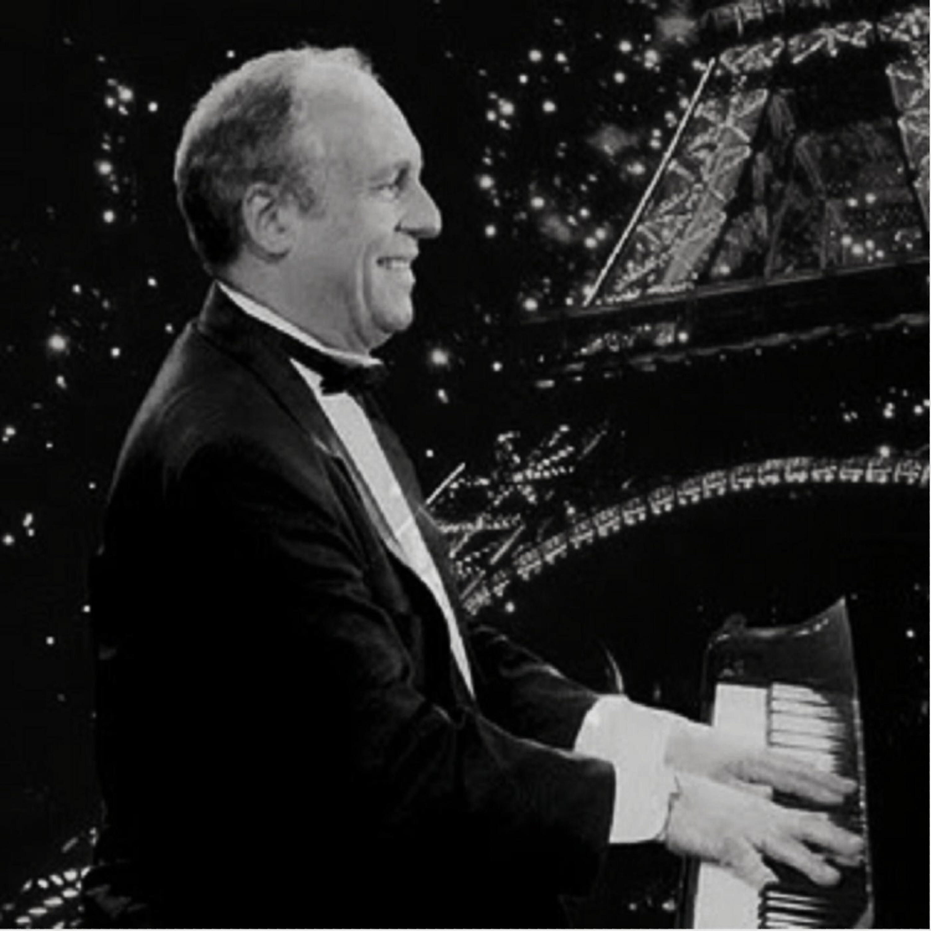 Релиз Promenade aux Champs-Elysees