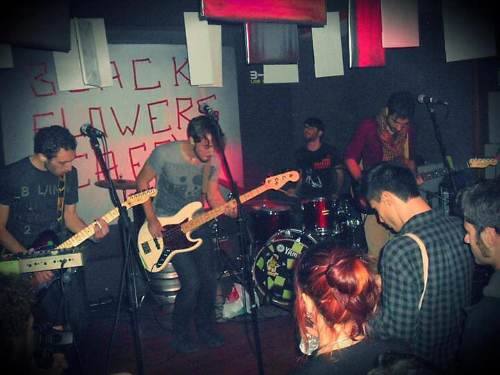 Black Flowers Cafe