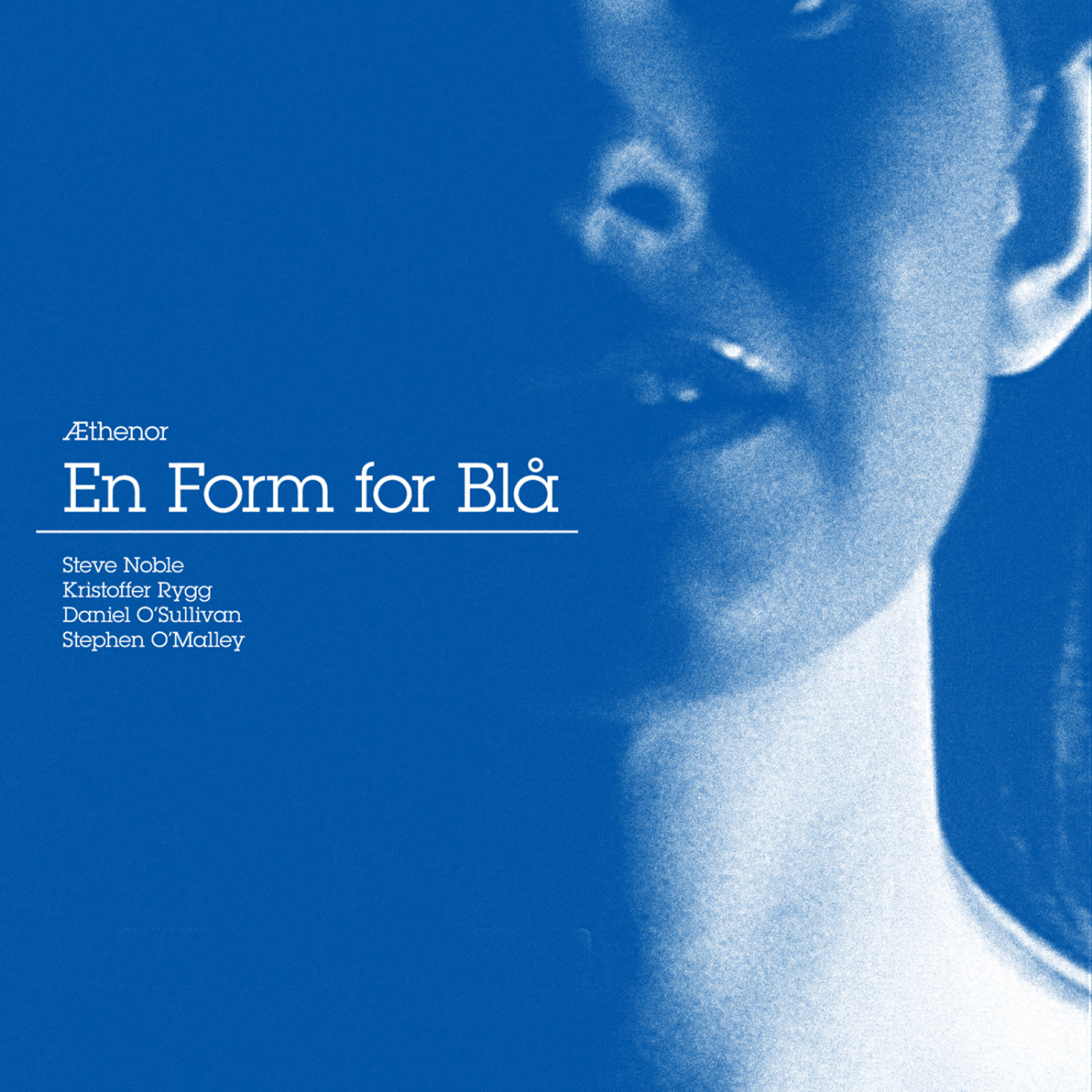 Релиз En Form For Blå