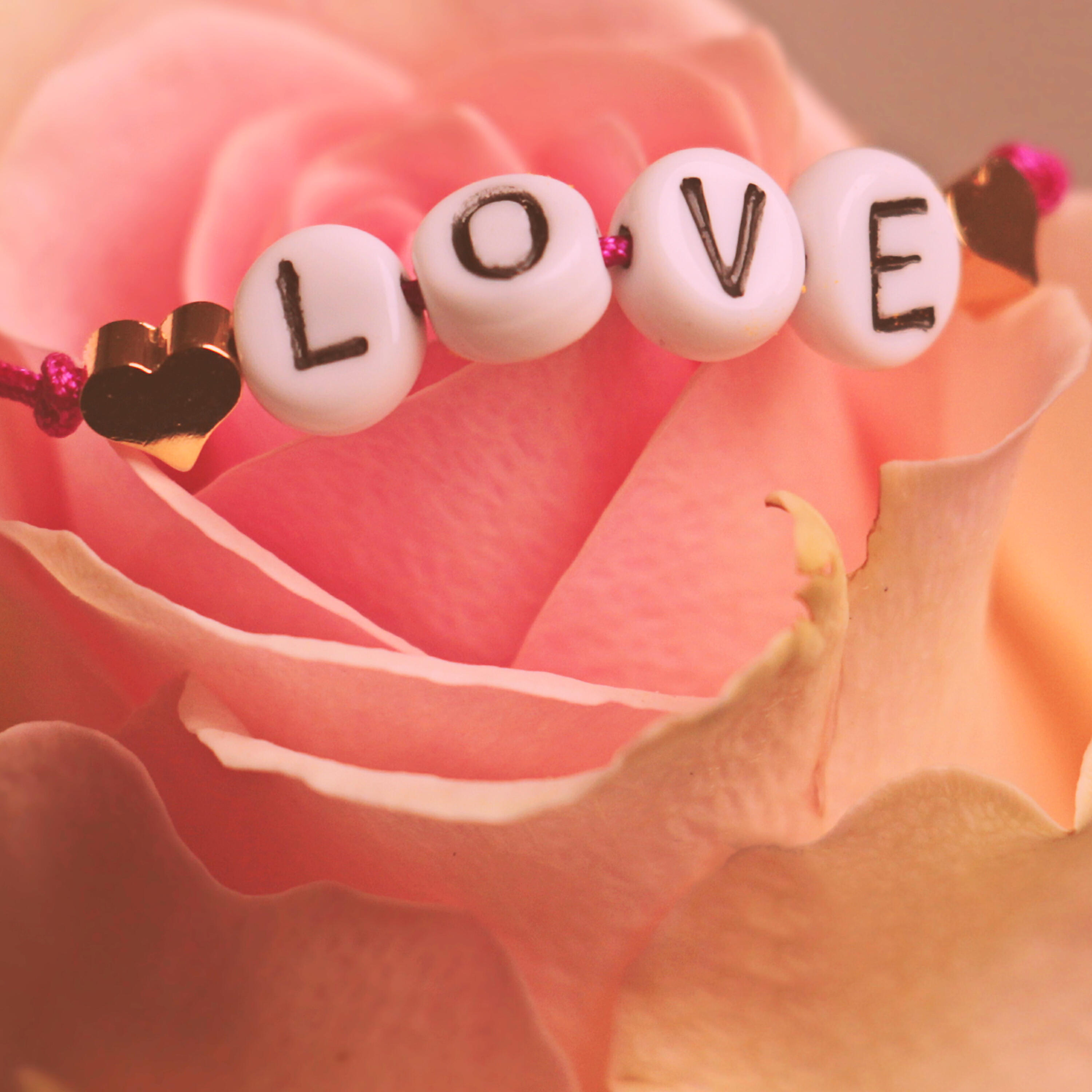 Релиз Love