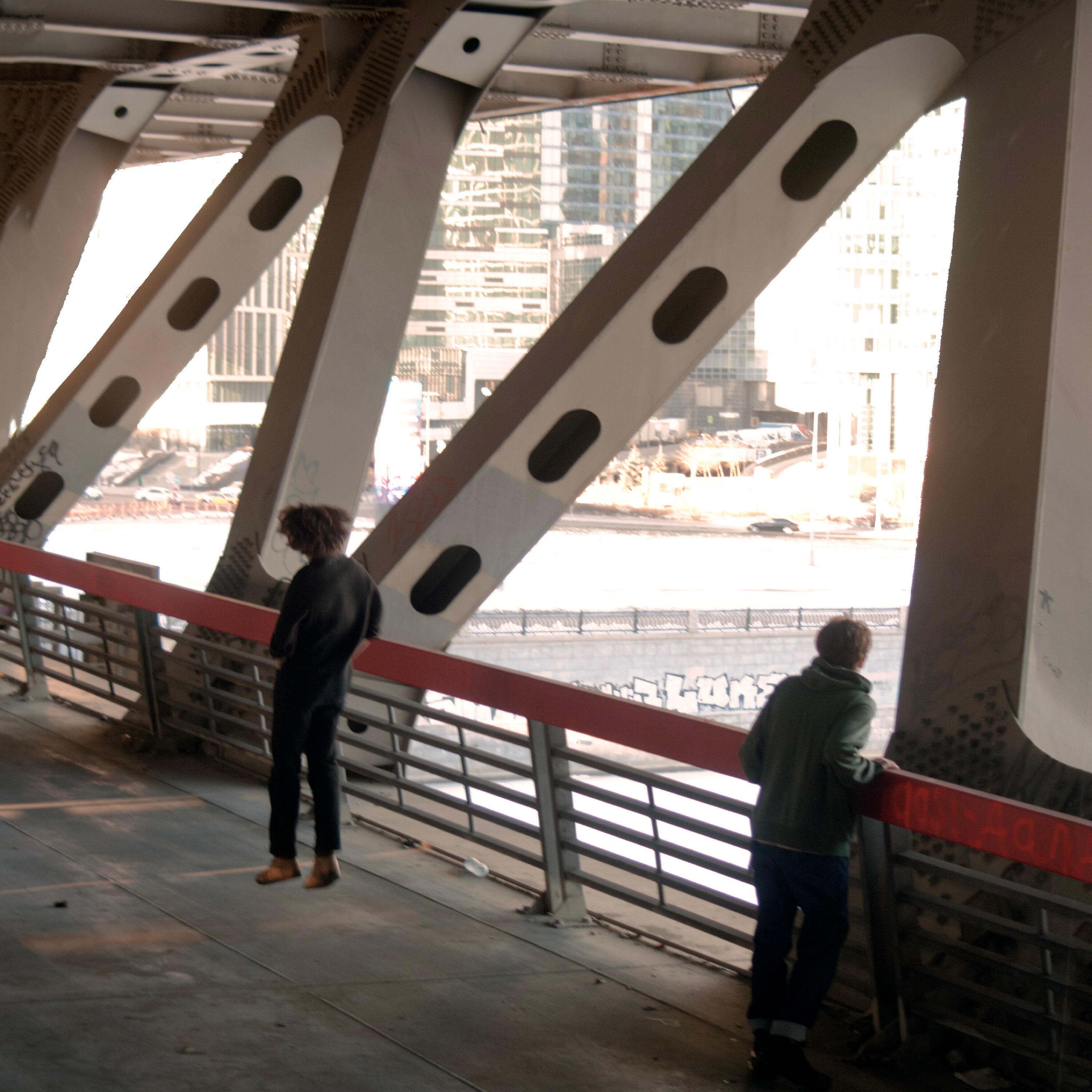 расстроенный альт