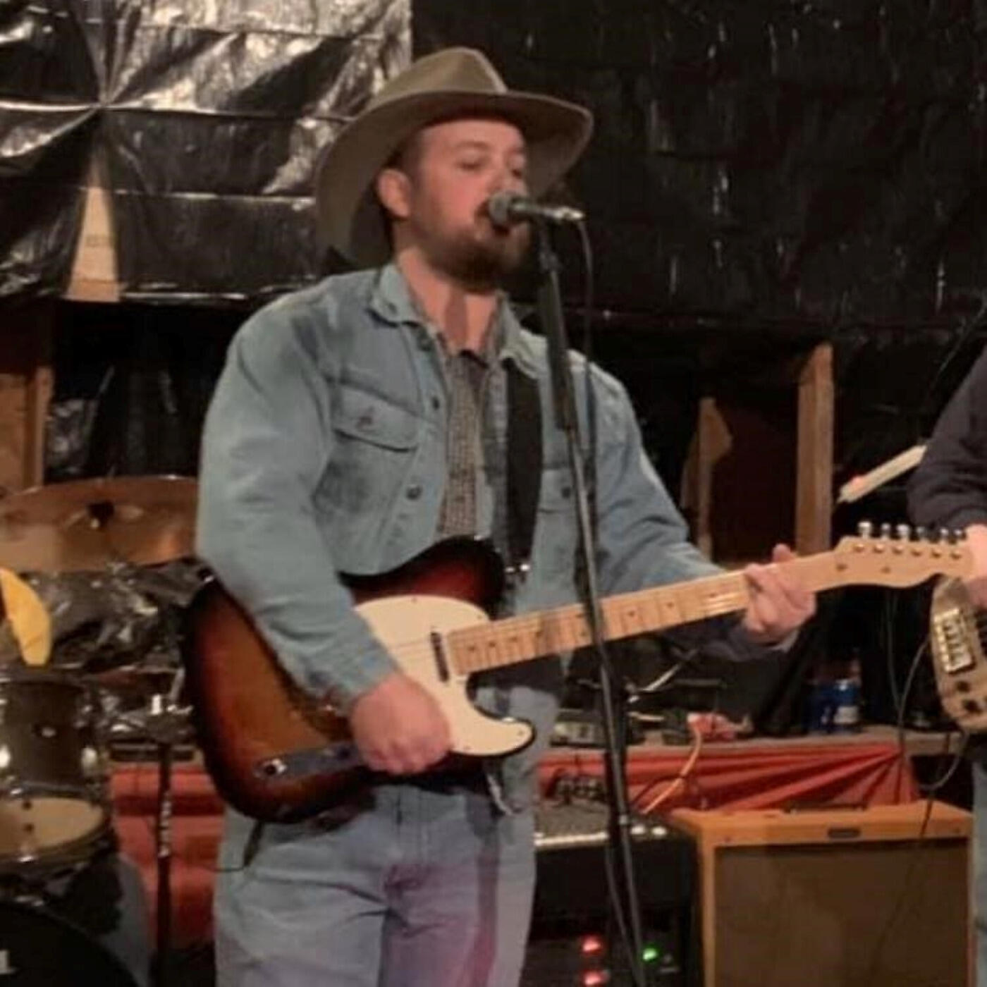 Релиз Pretty Pictures