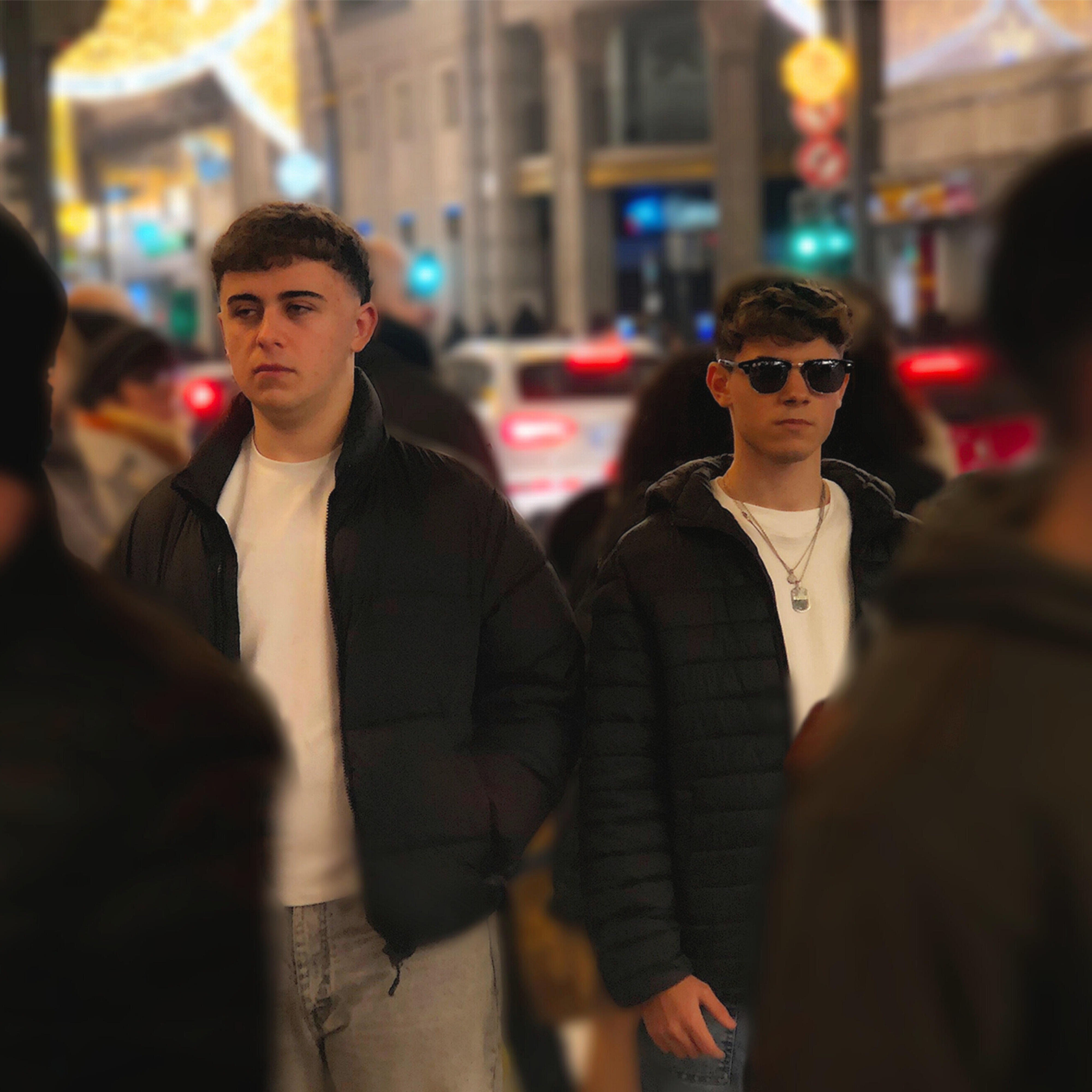 Релиз No Estás