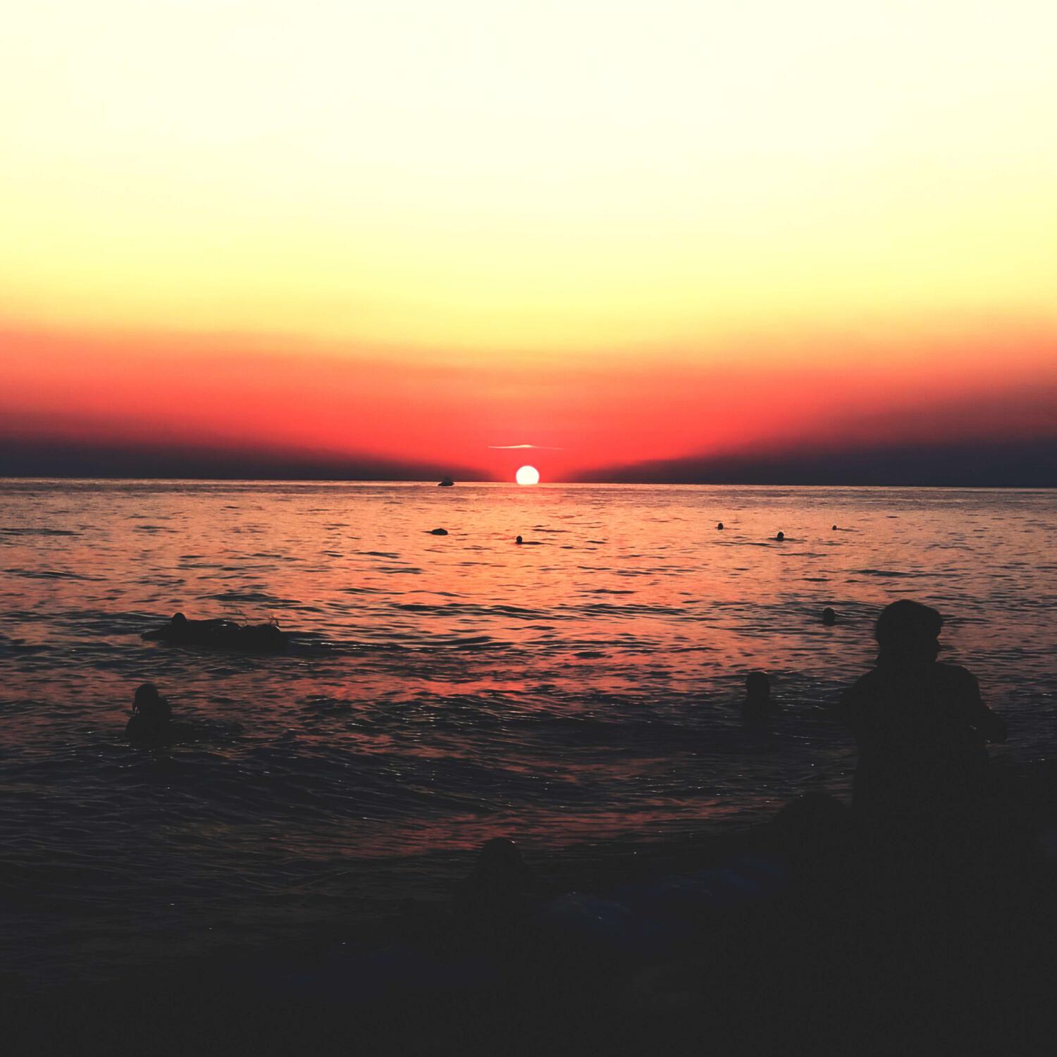 Релиз Warm Sea, Beach and Sunset