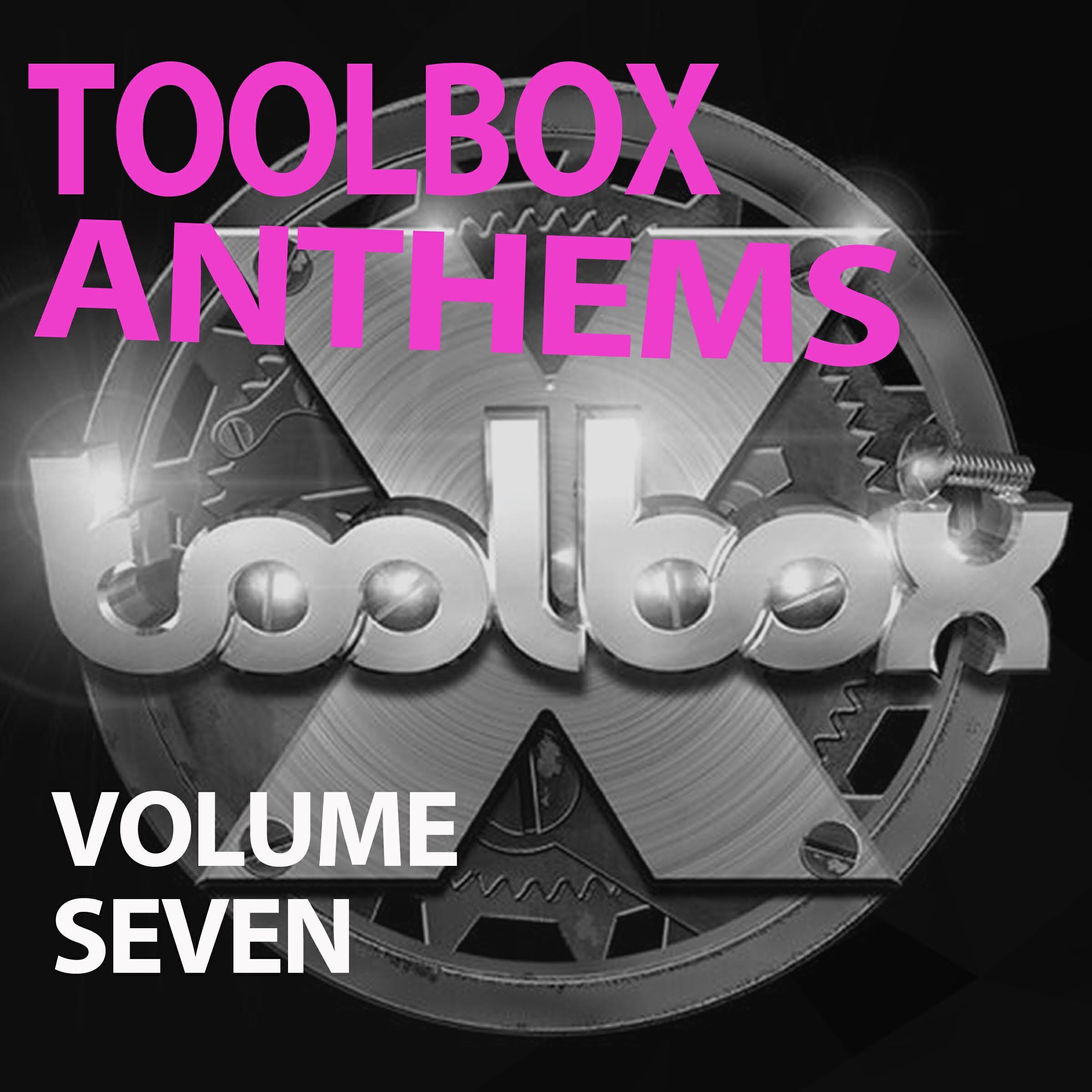Трек Hooked - Curve Pusher Remix