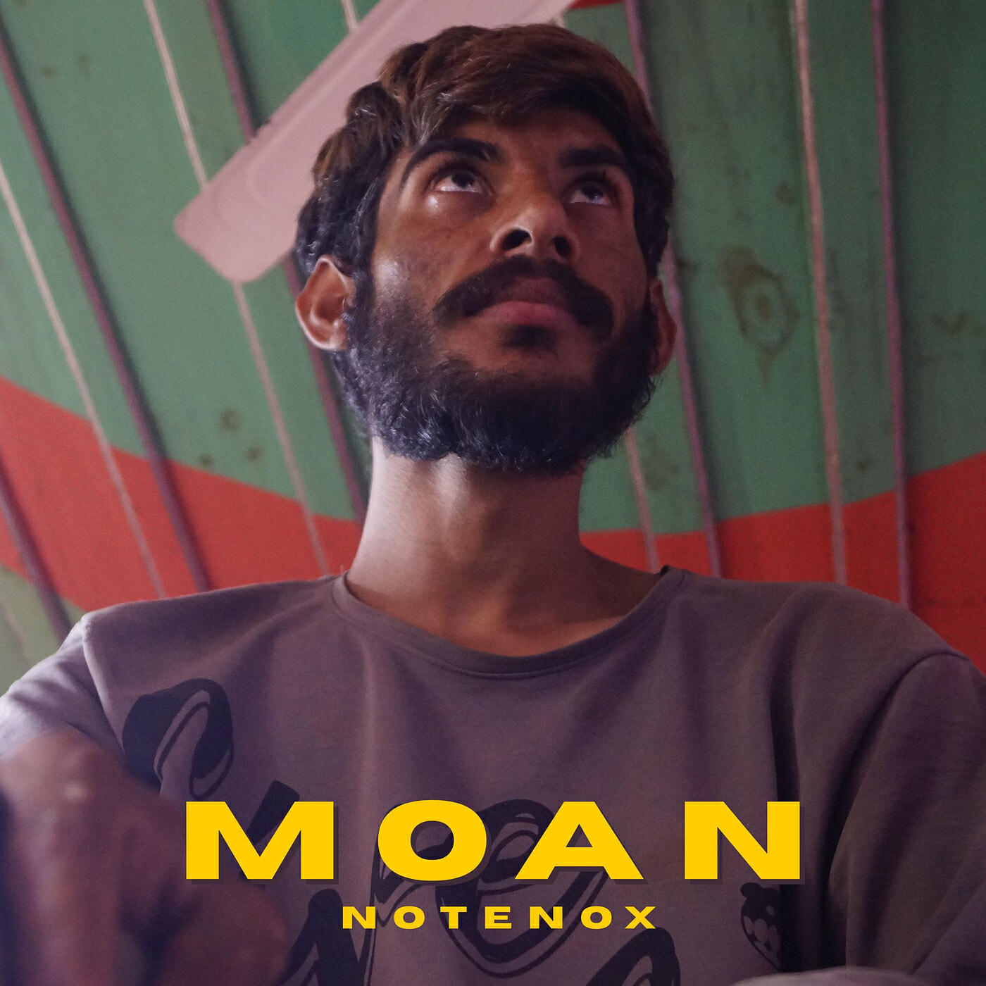 Релиз Moan