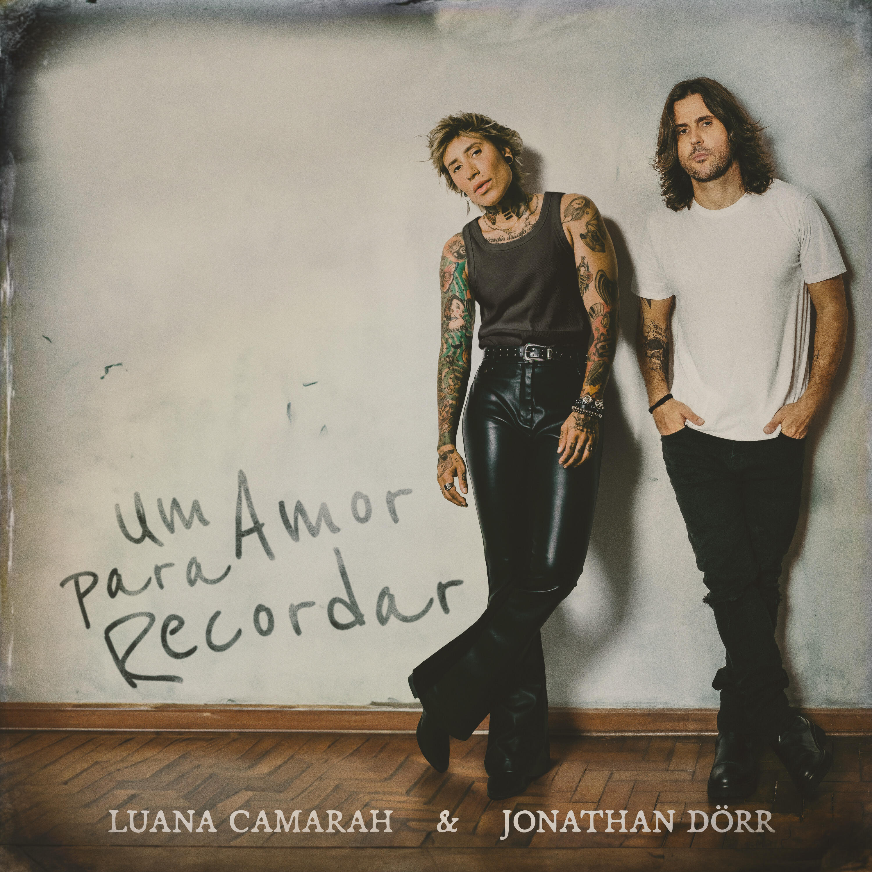 Релиз Um Amor para Recordar
