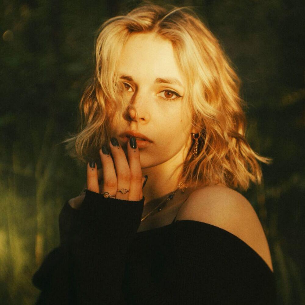 Релиз Love Me