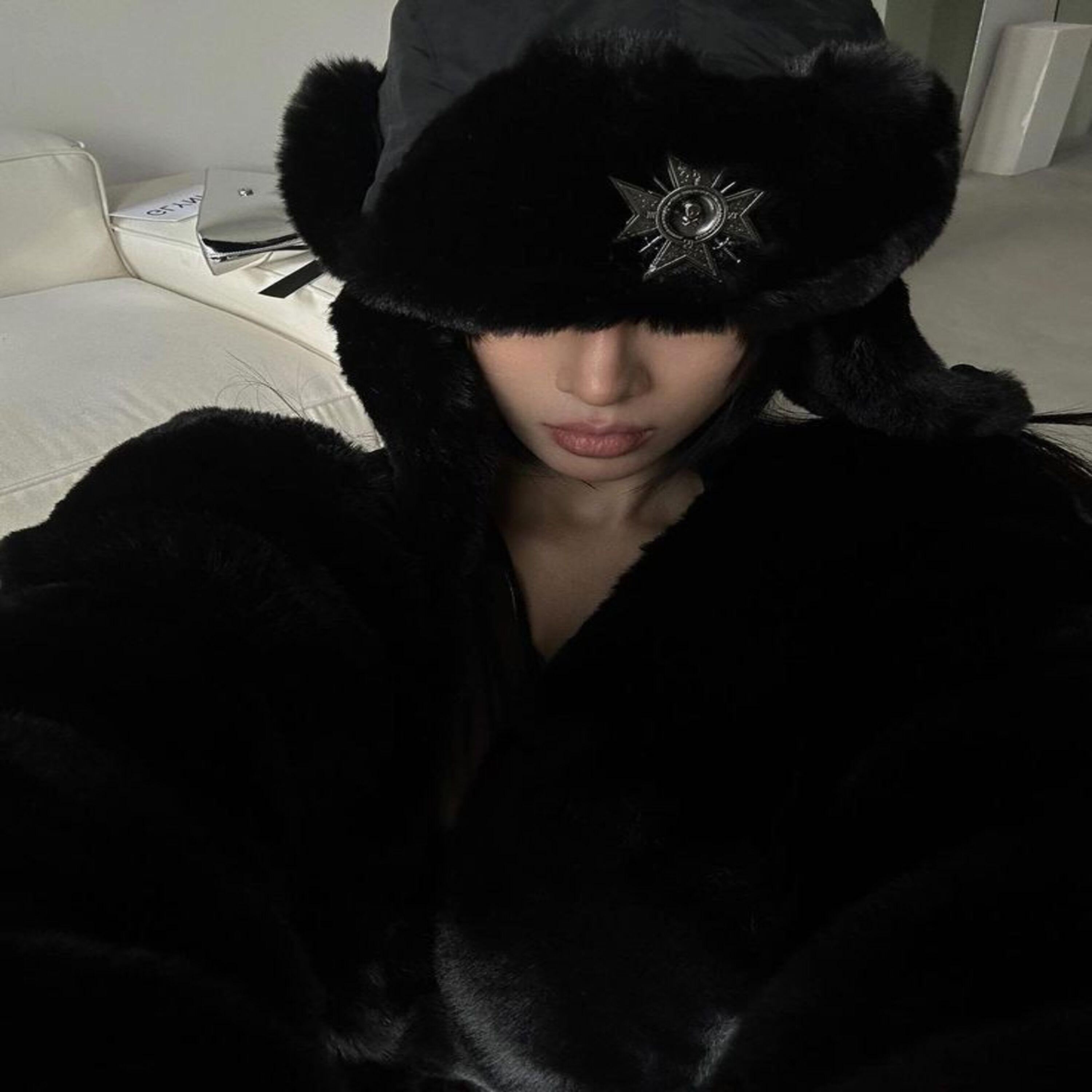 Релиз Can't Feel My Face x Les
