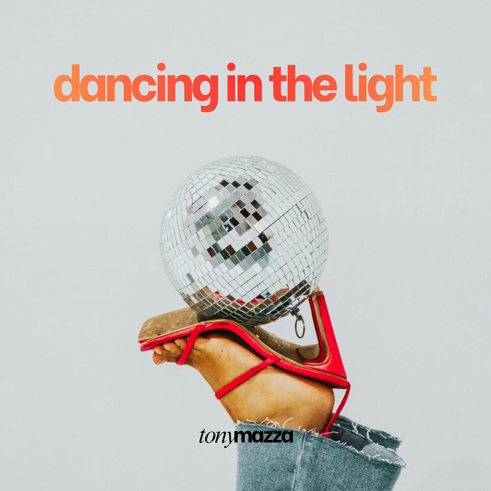 Релиз Dancing In The Light