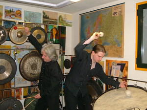 Brake drum percussion