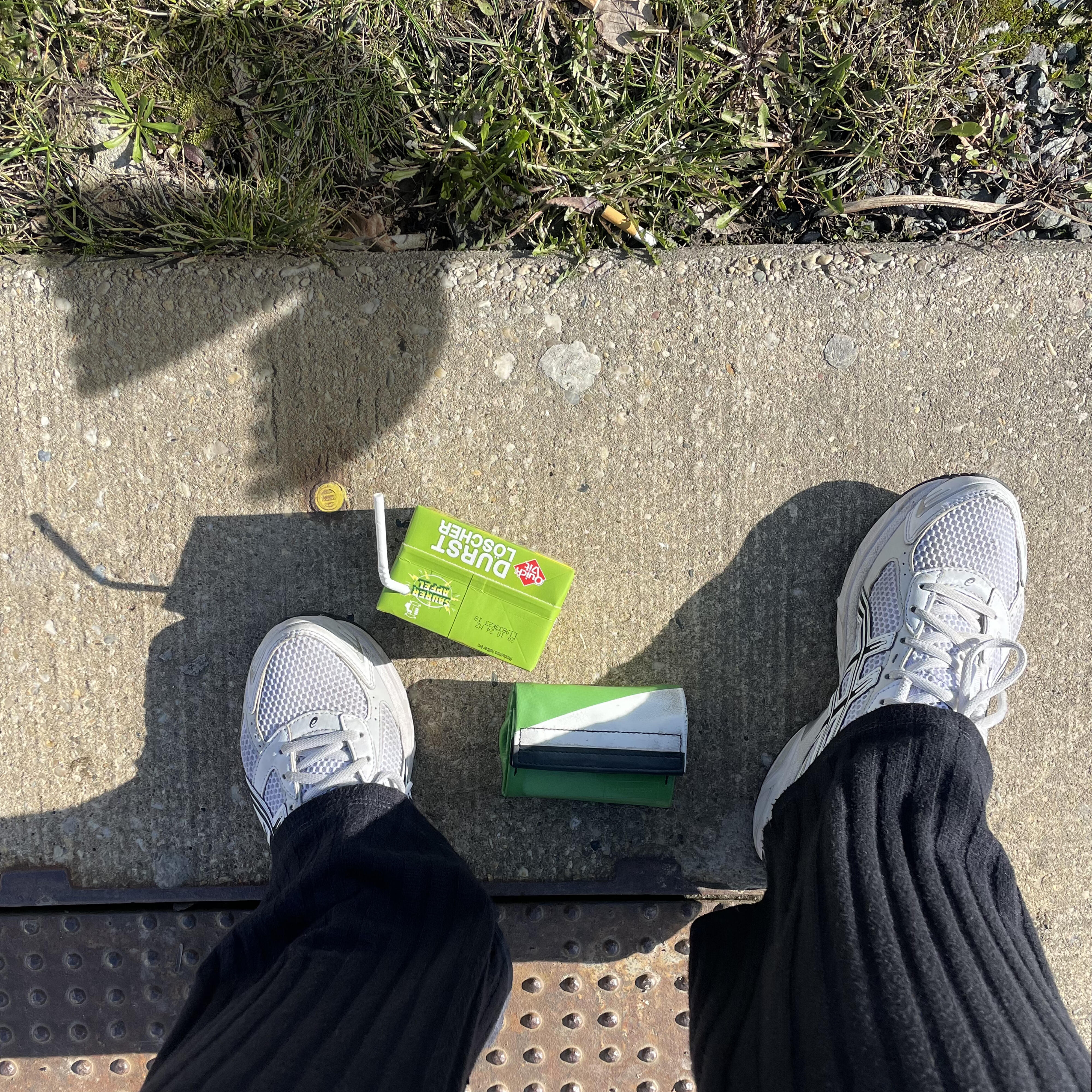 Релиз Nichts macht Sinn