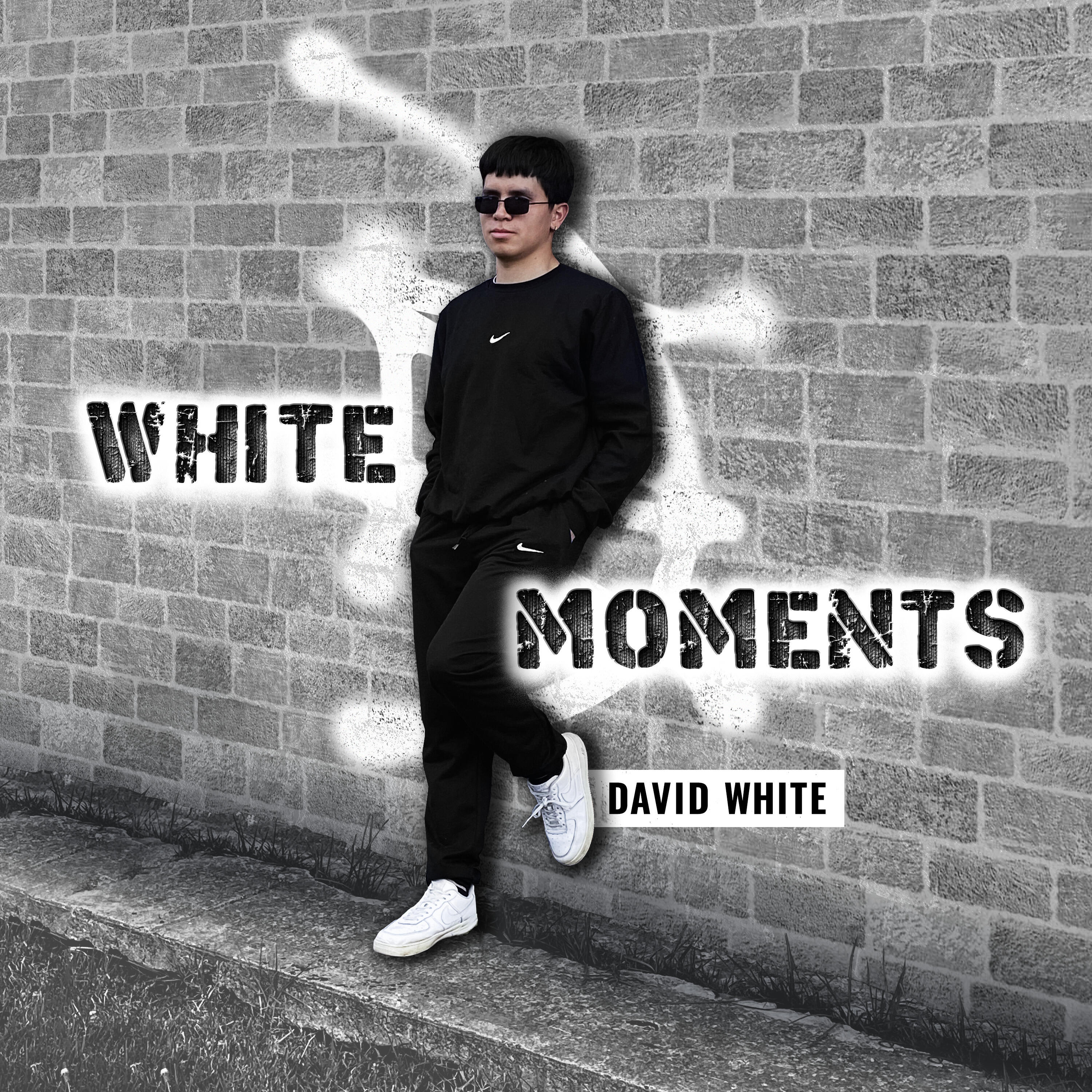 Релиз White Moments