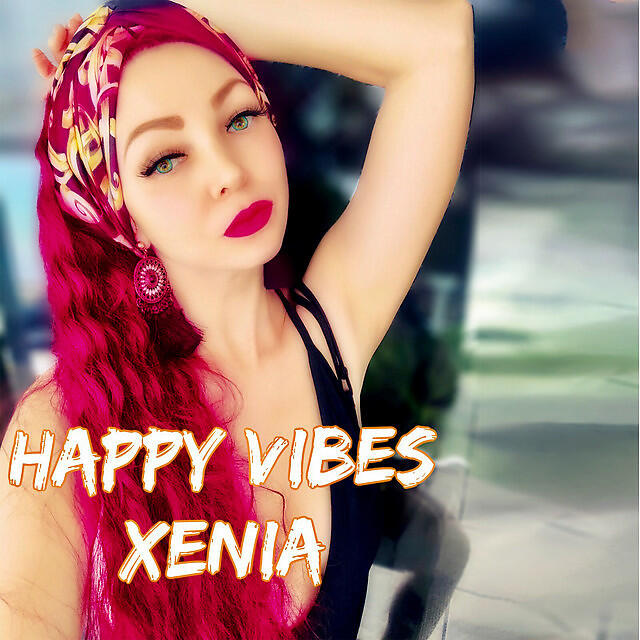 Релиз Happy Vibes