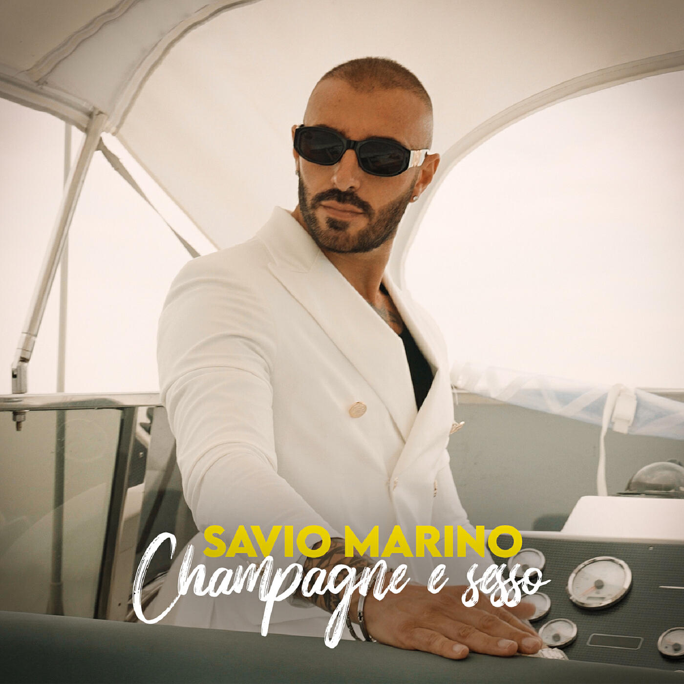 Релиз Champagne e Sesso