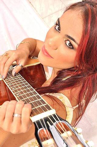 Fernanda Azevedo