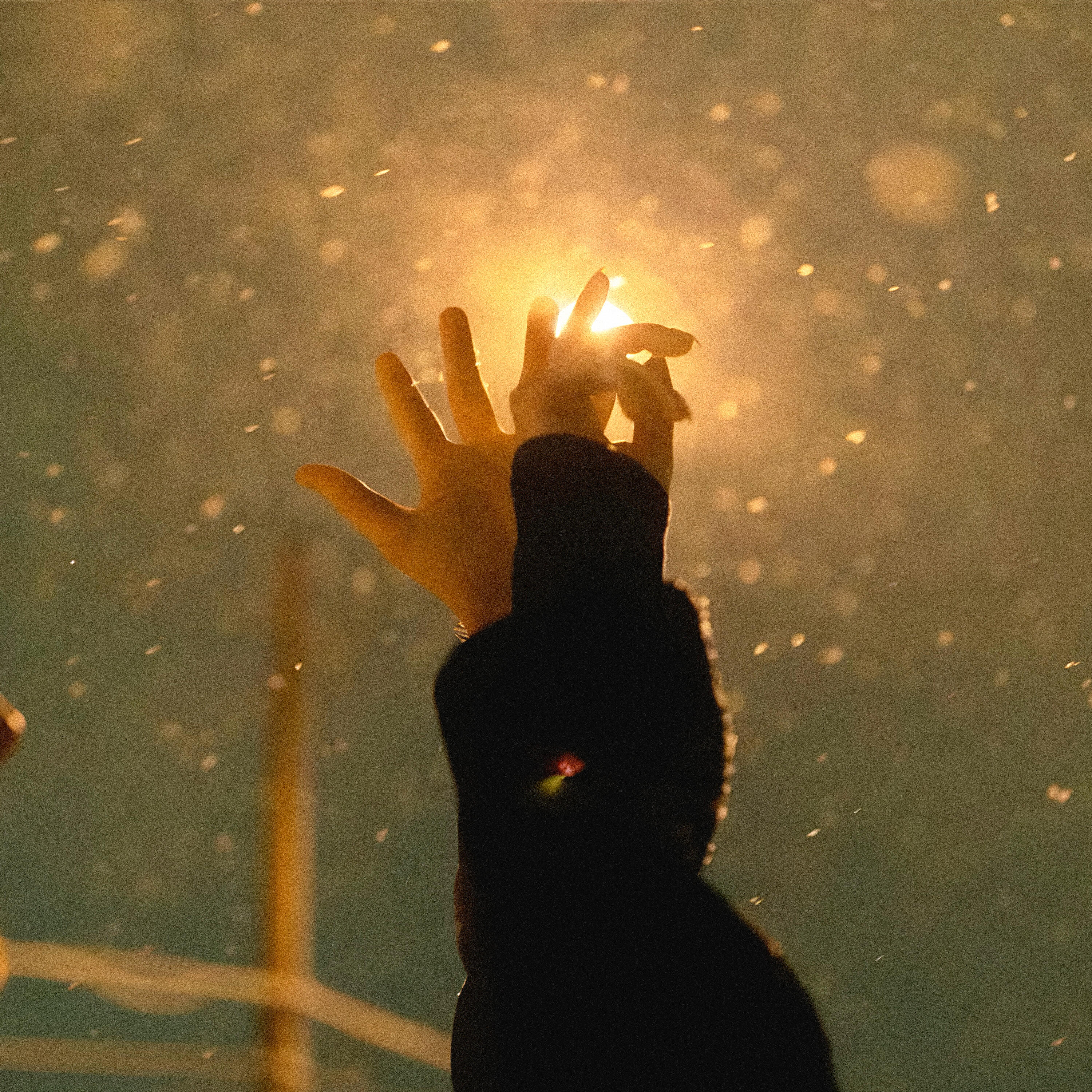 Релиз Come Alive